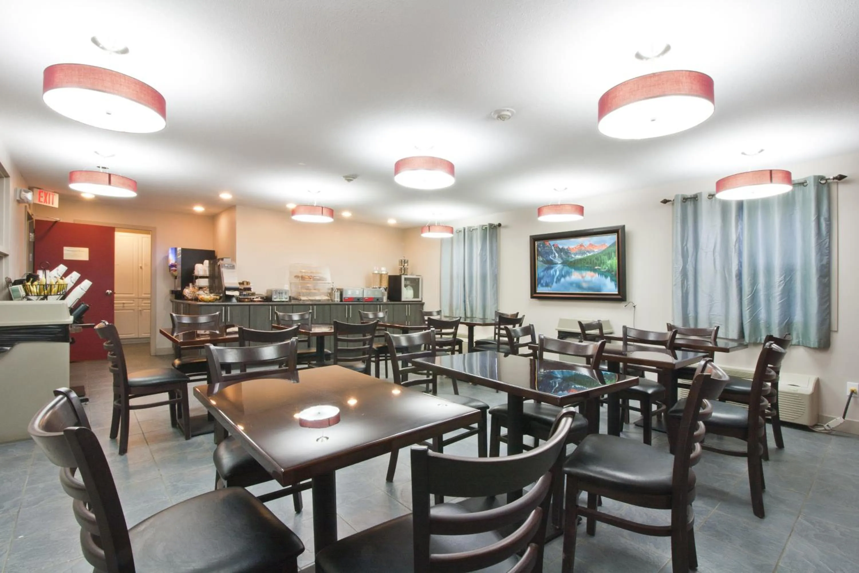 Restaurant/places to eat in Travelodge by Wyndham Kindersley