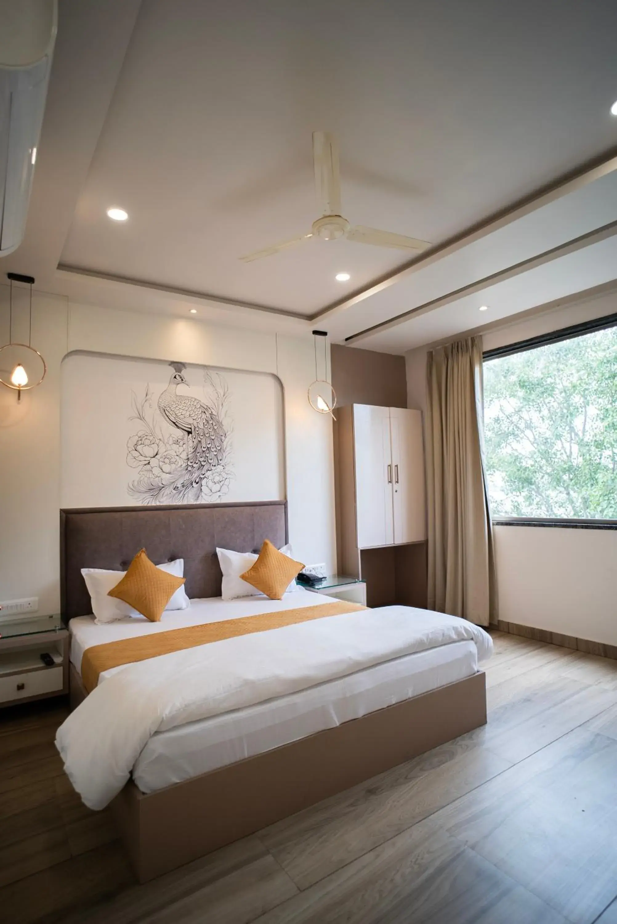 Bedroom, Bed in The White Roots Hotel Bedroom, Bed in The White Roots Hotel