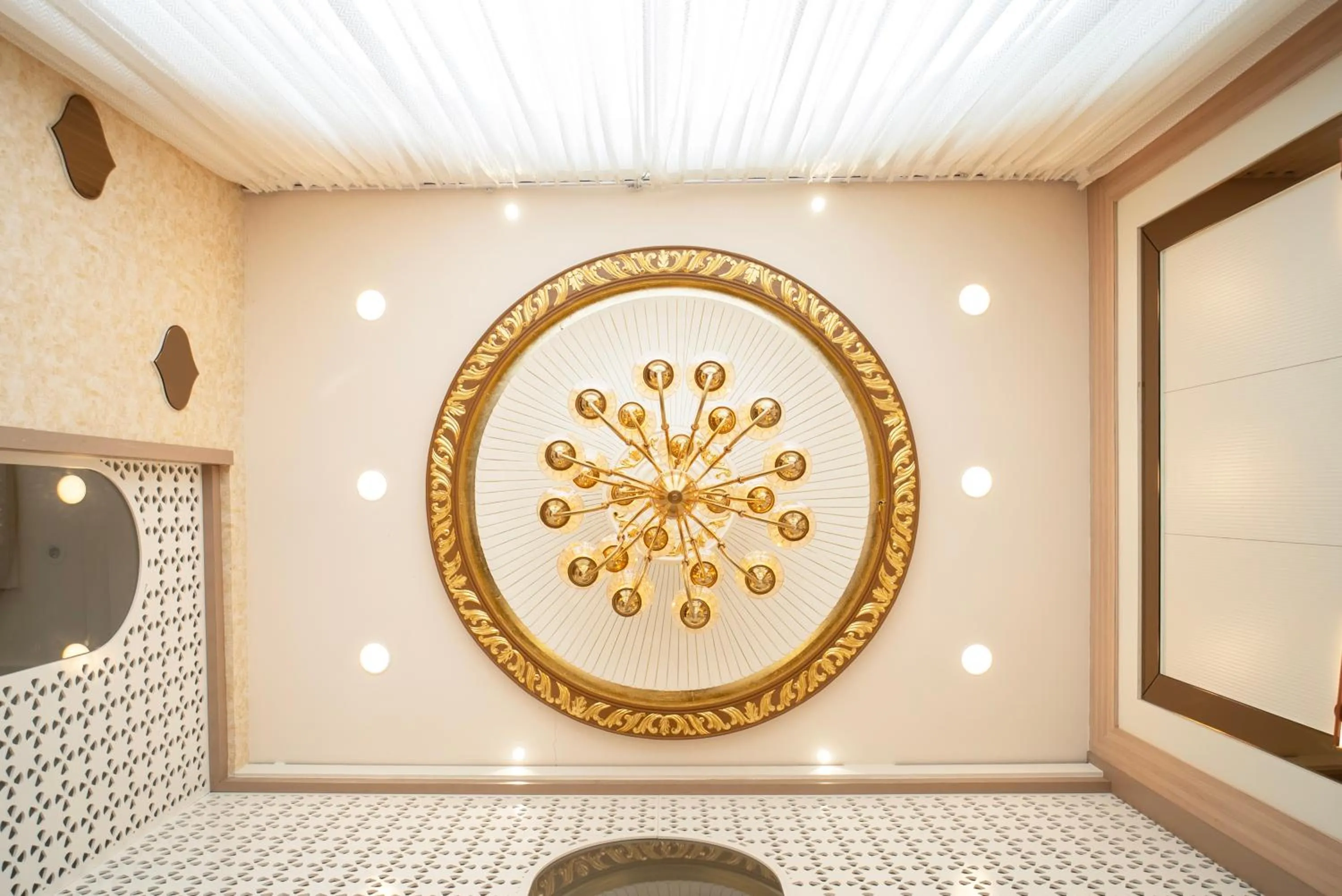 Decorative detail in The White Roots Hotel