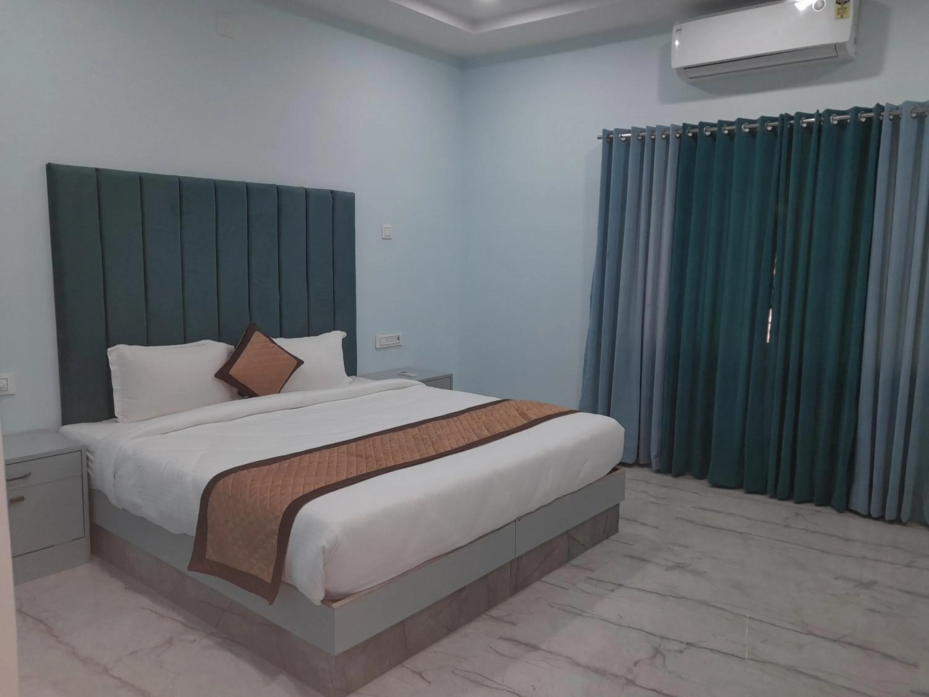 Standard Double Room in Hotel Aura Bikaner