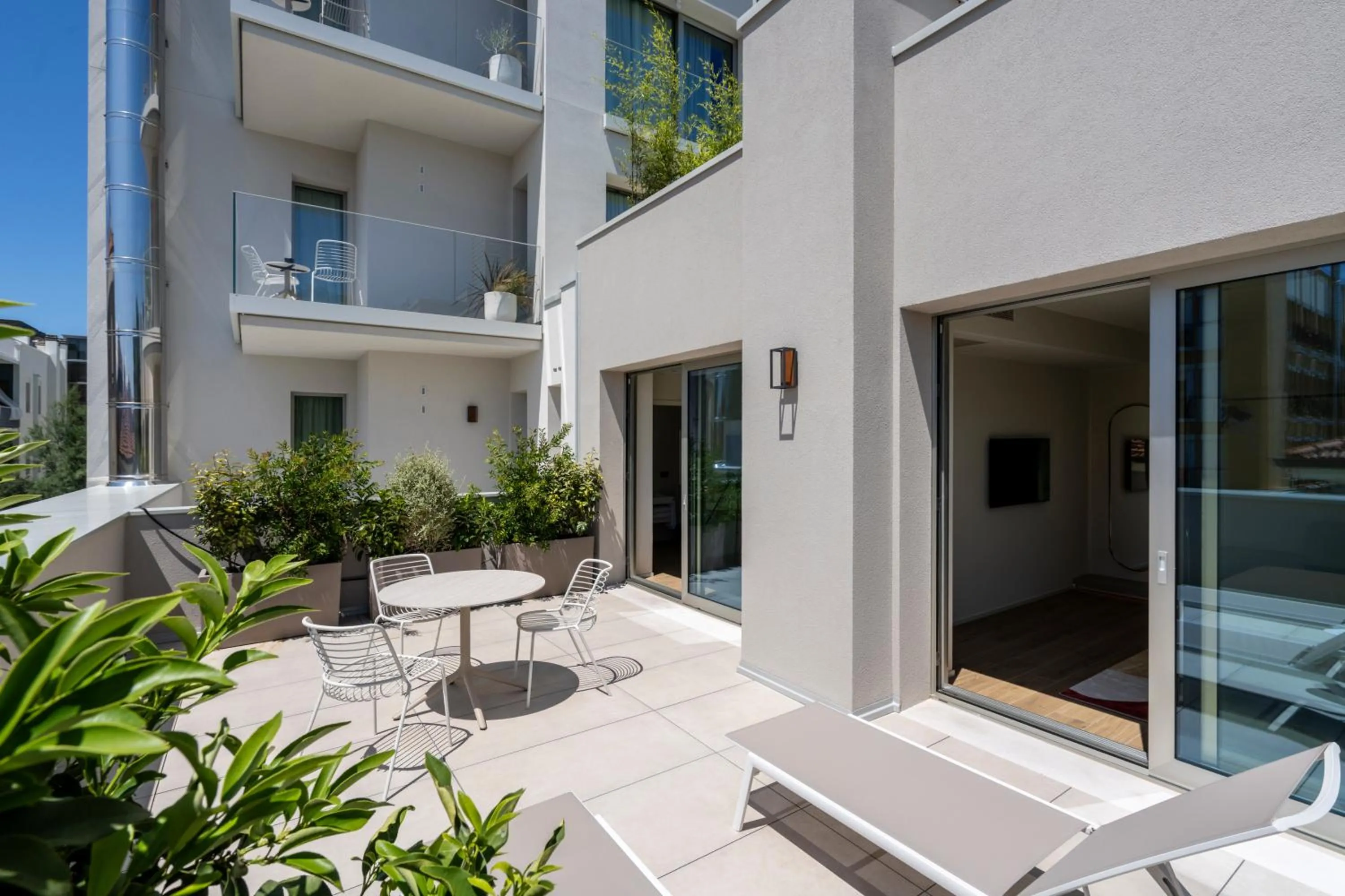 Patio in Opera Suite Hotel Pesaro