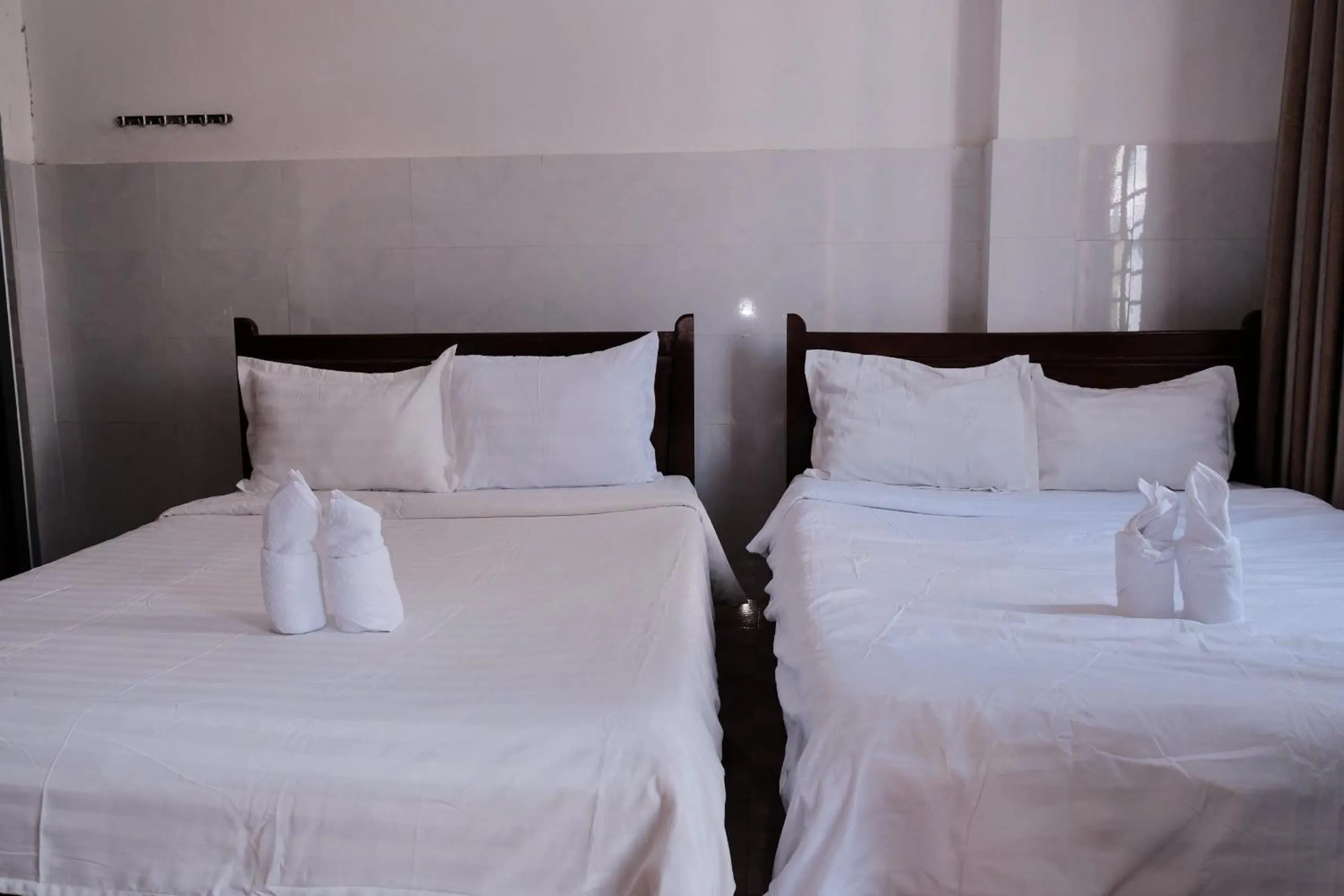 Bed in SH Hotel & Motorbikes For Rent