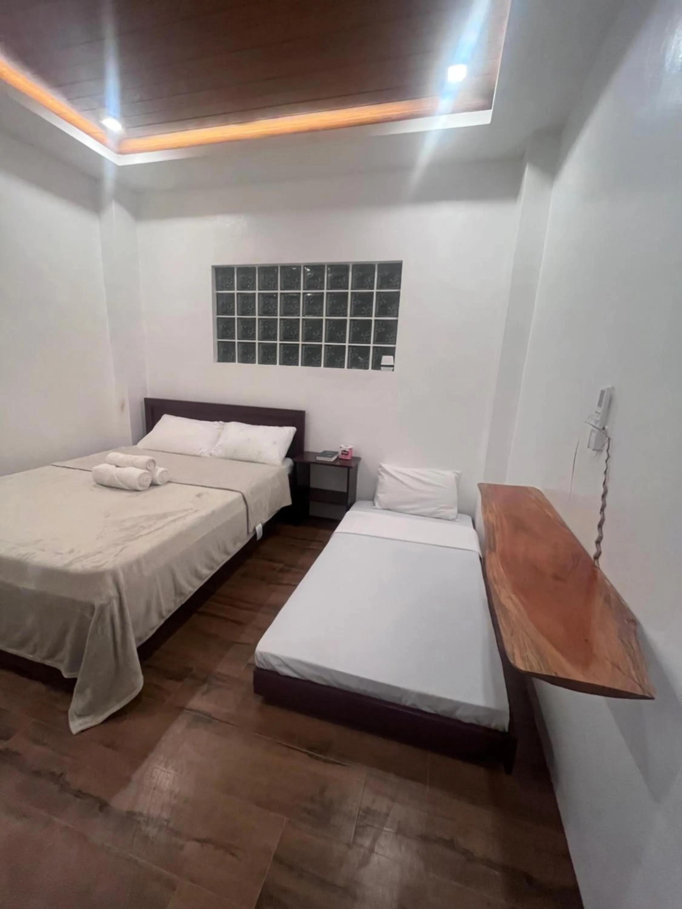 Bedroom, Bed in Jezette's Inn