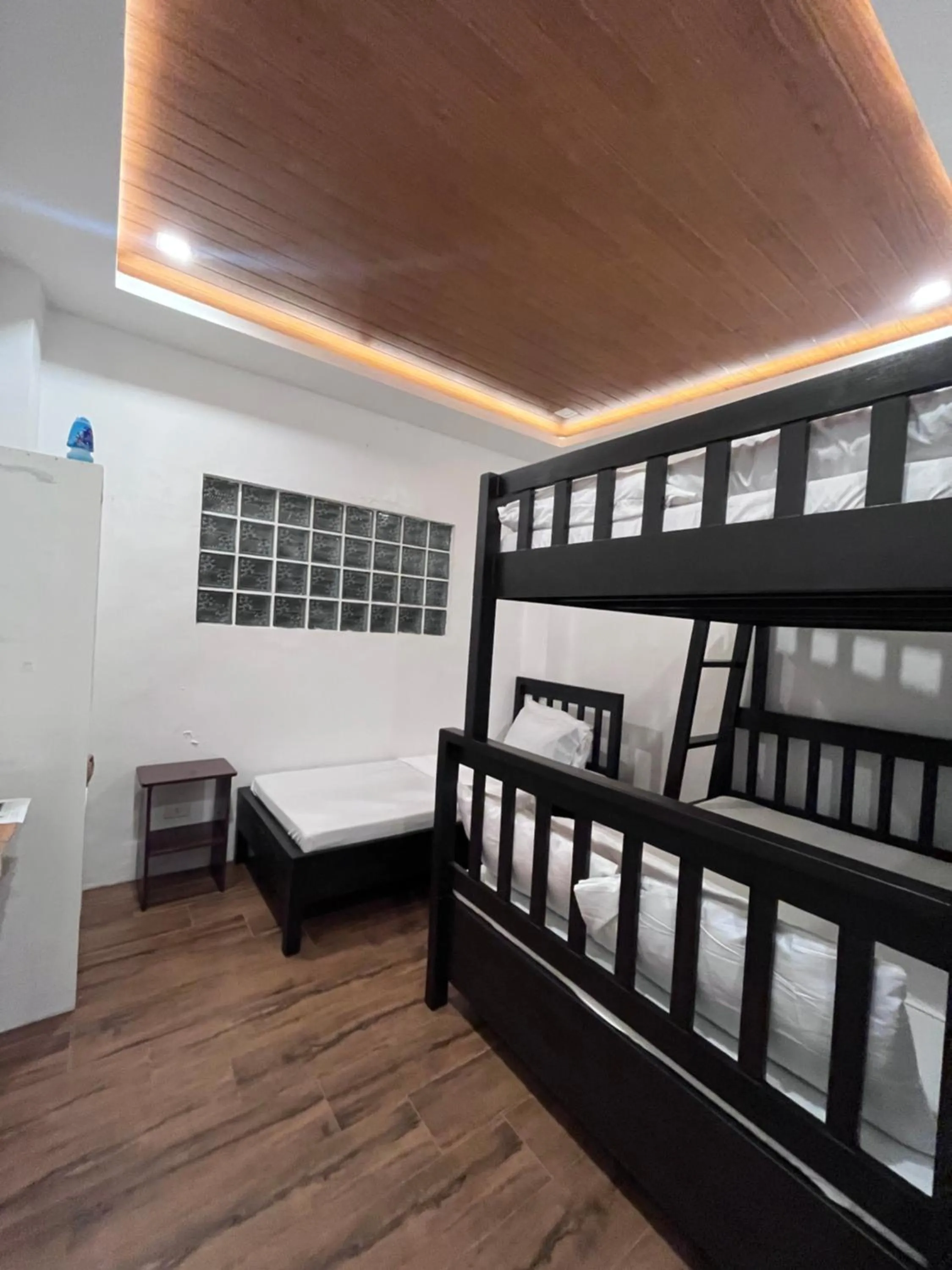 bunk bed, Bed in Jezette's Inn
