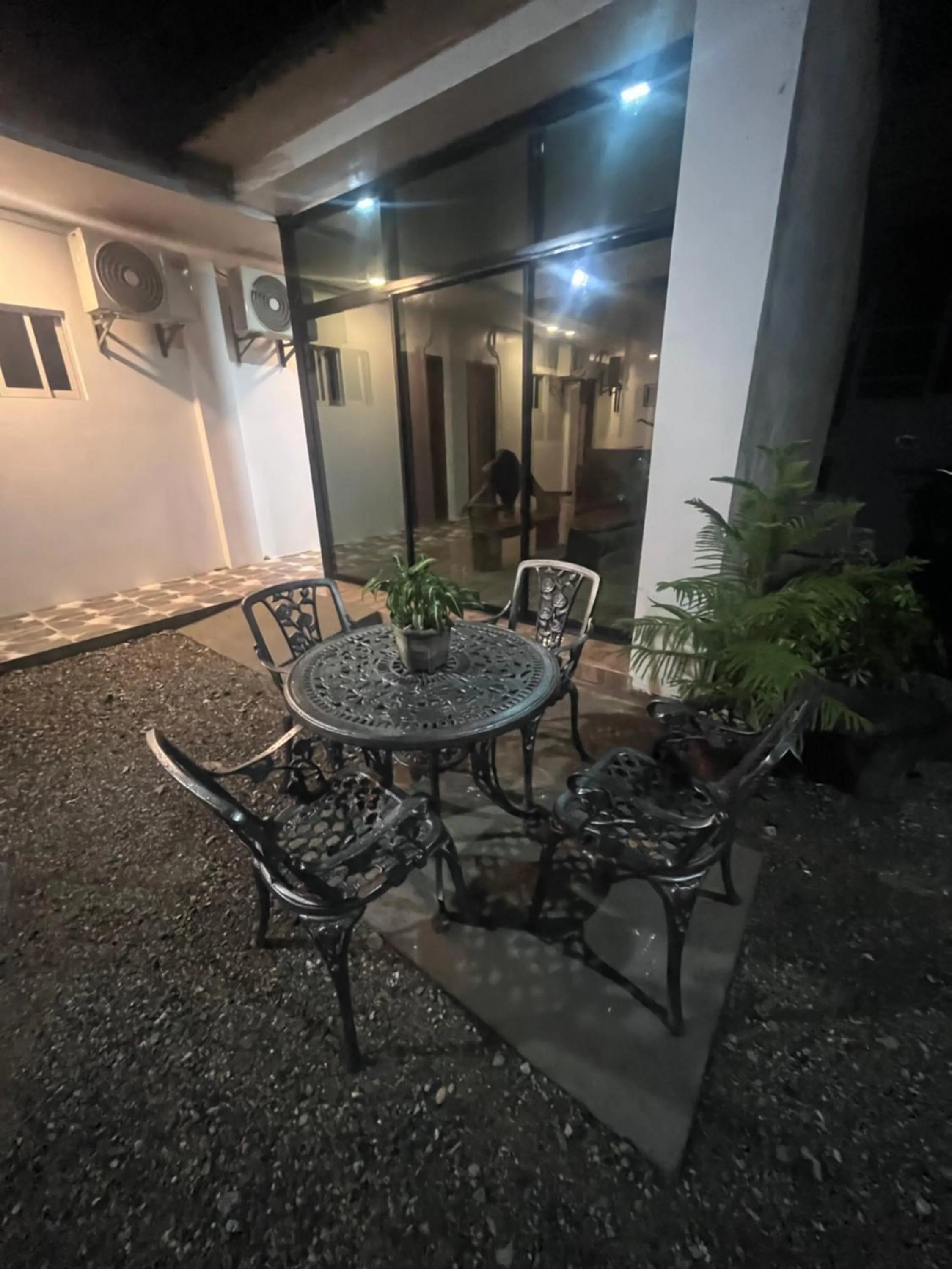 Lounge or bar in Jezette's Inn