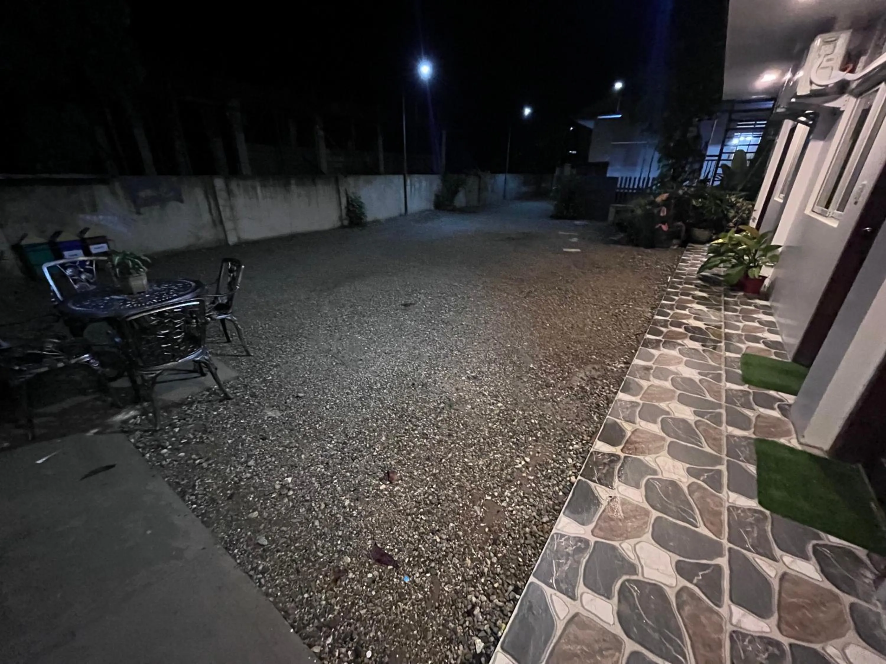 Parking in Jezette's Inn
