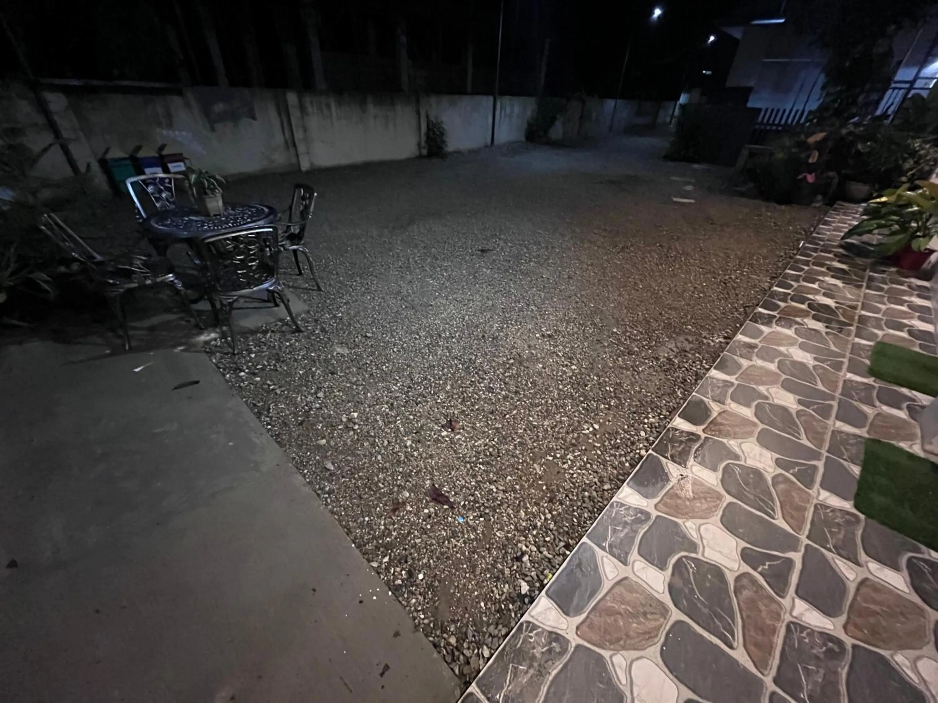 Parking in Jezette's Inn