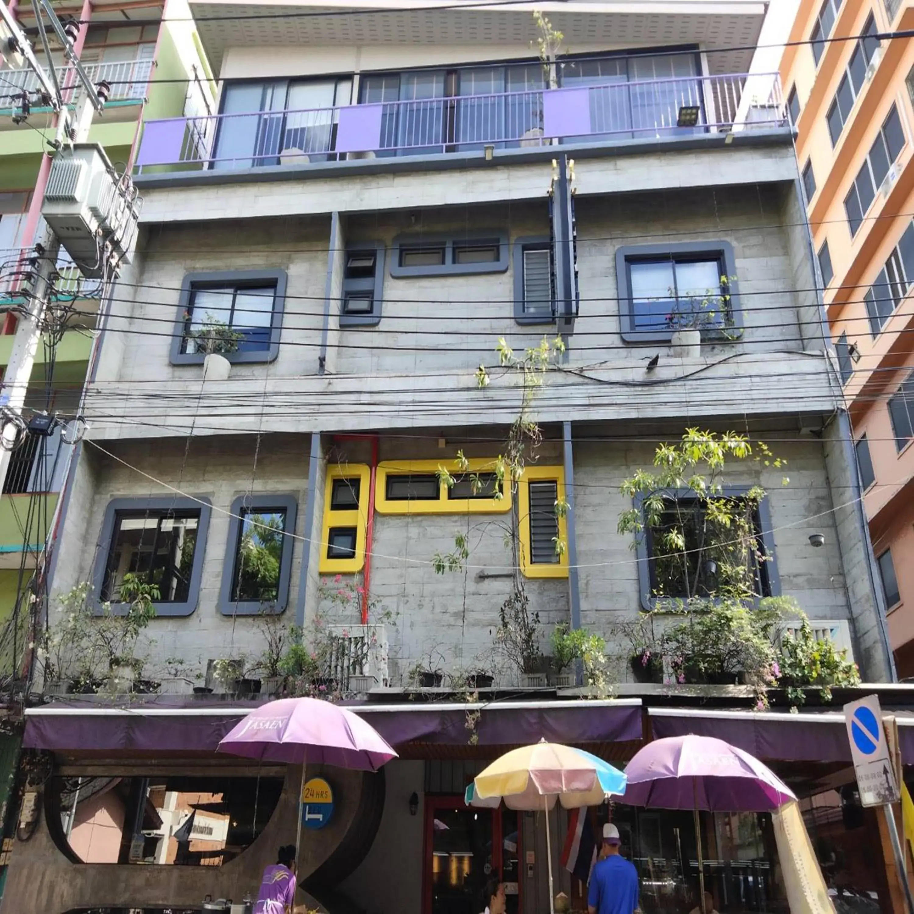 Property building in Collection O Jasaen Stylish Boutique Hotel Property building in Collection O Jasaen Stylish Boutique Hotel