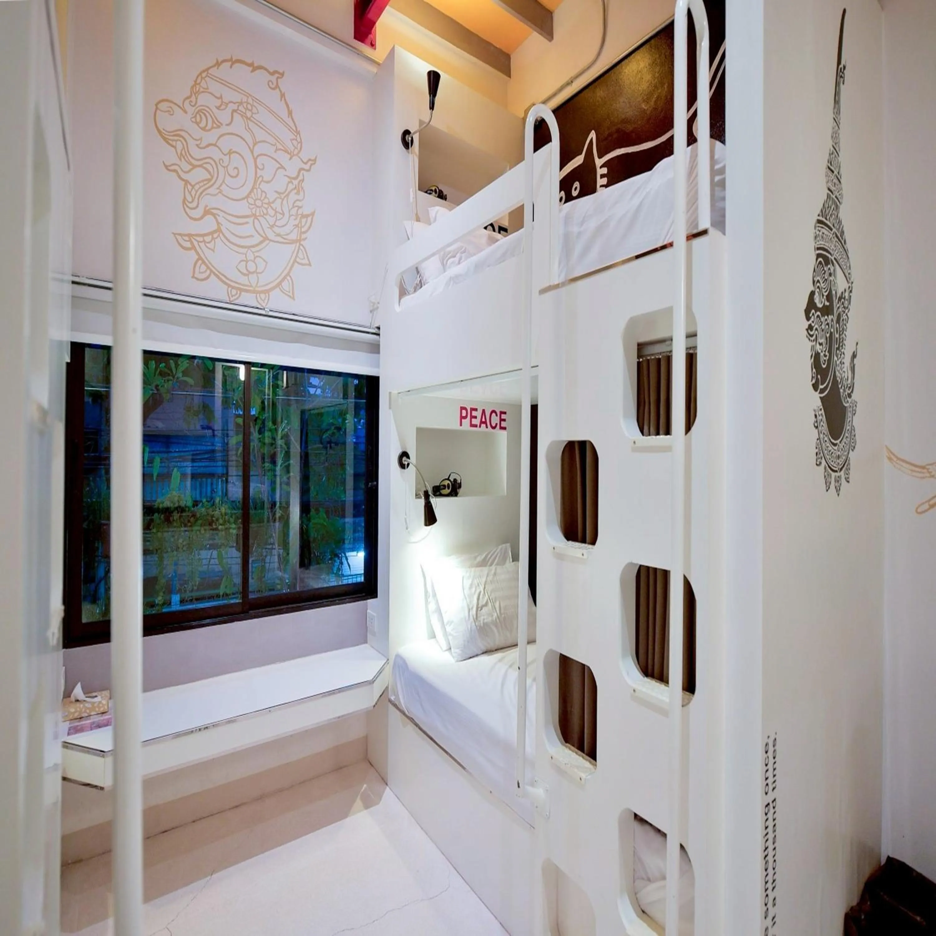 Photo of the whole room, Bed in Collection O Jasaen Stylish Unique Hotel