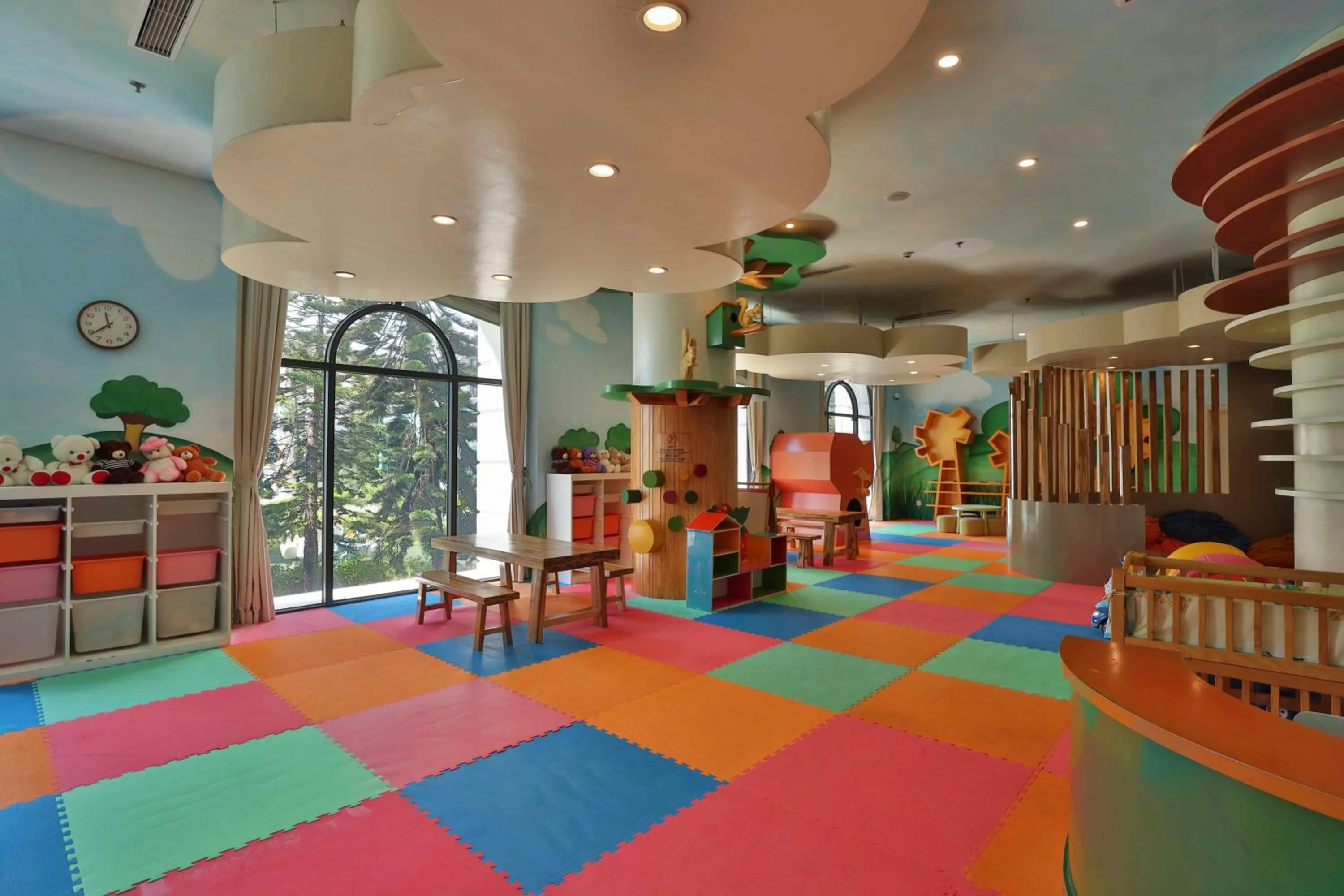 Game Room in Vinpearl Resort & Spa Ha Long