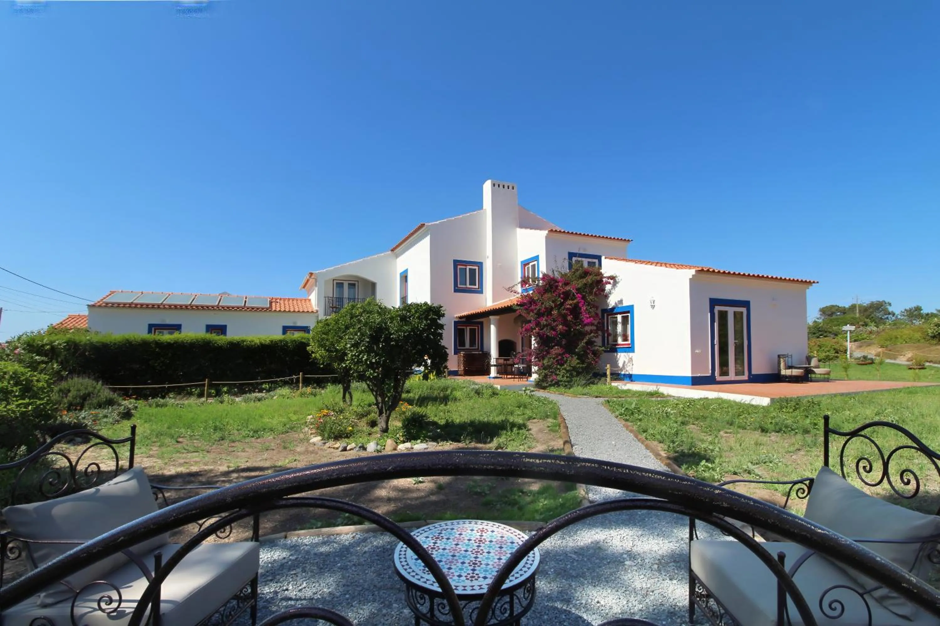 Property building in Quinta do Canal