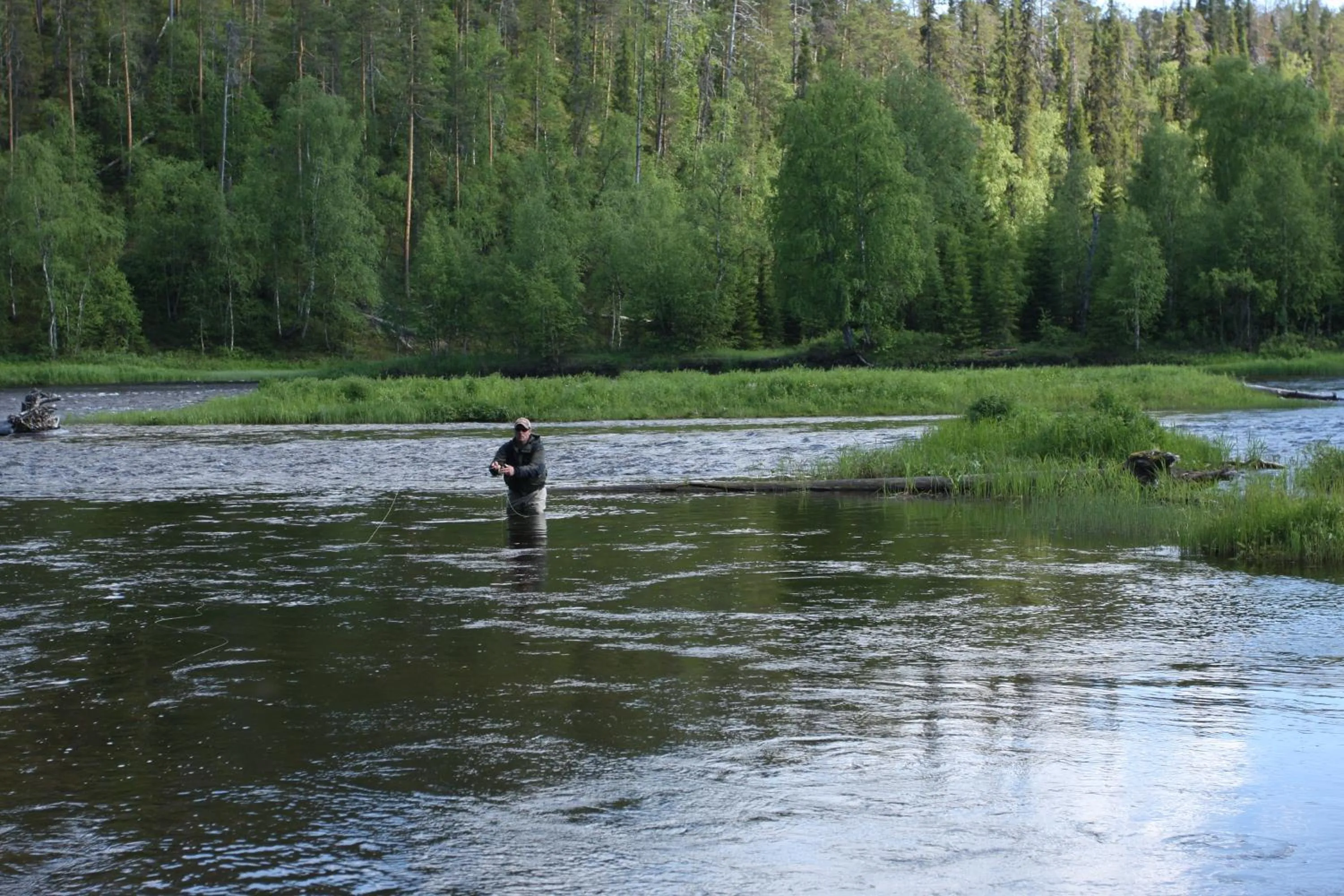 Fishing in Ollilan Lomamajat