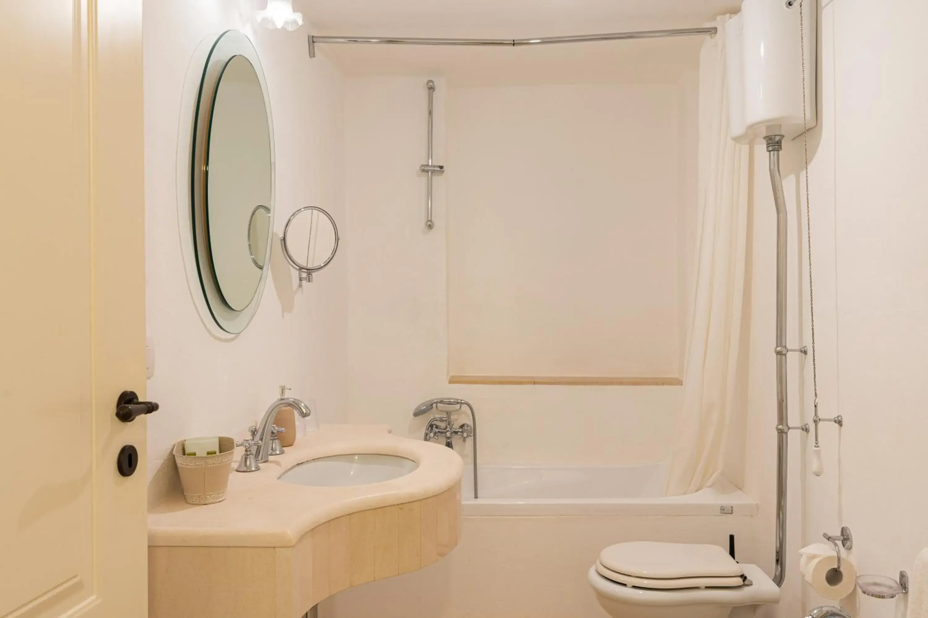 Bathroom in Masseria Le Carrube Bathroom in Masseria Le Carrube