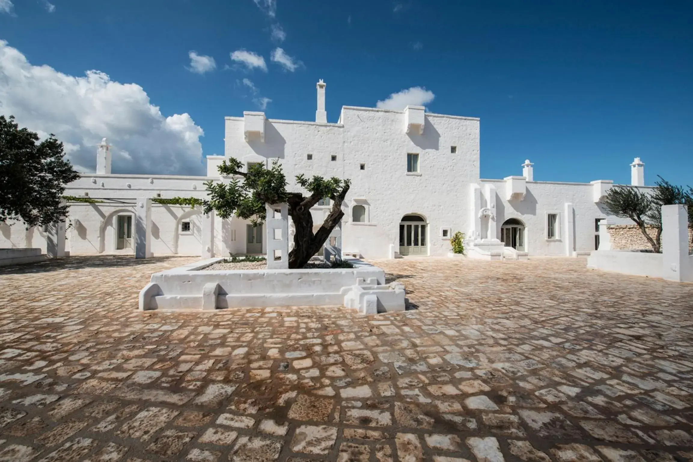 Property building in Masseria Le Carrube Property building in Masseria Le Carrube