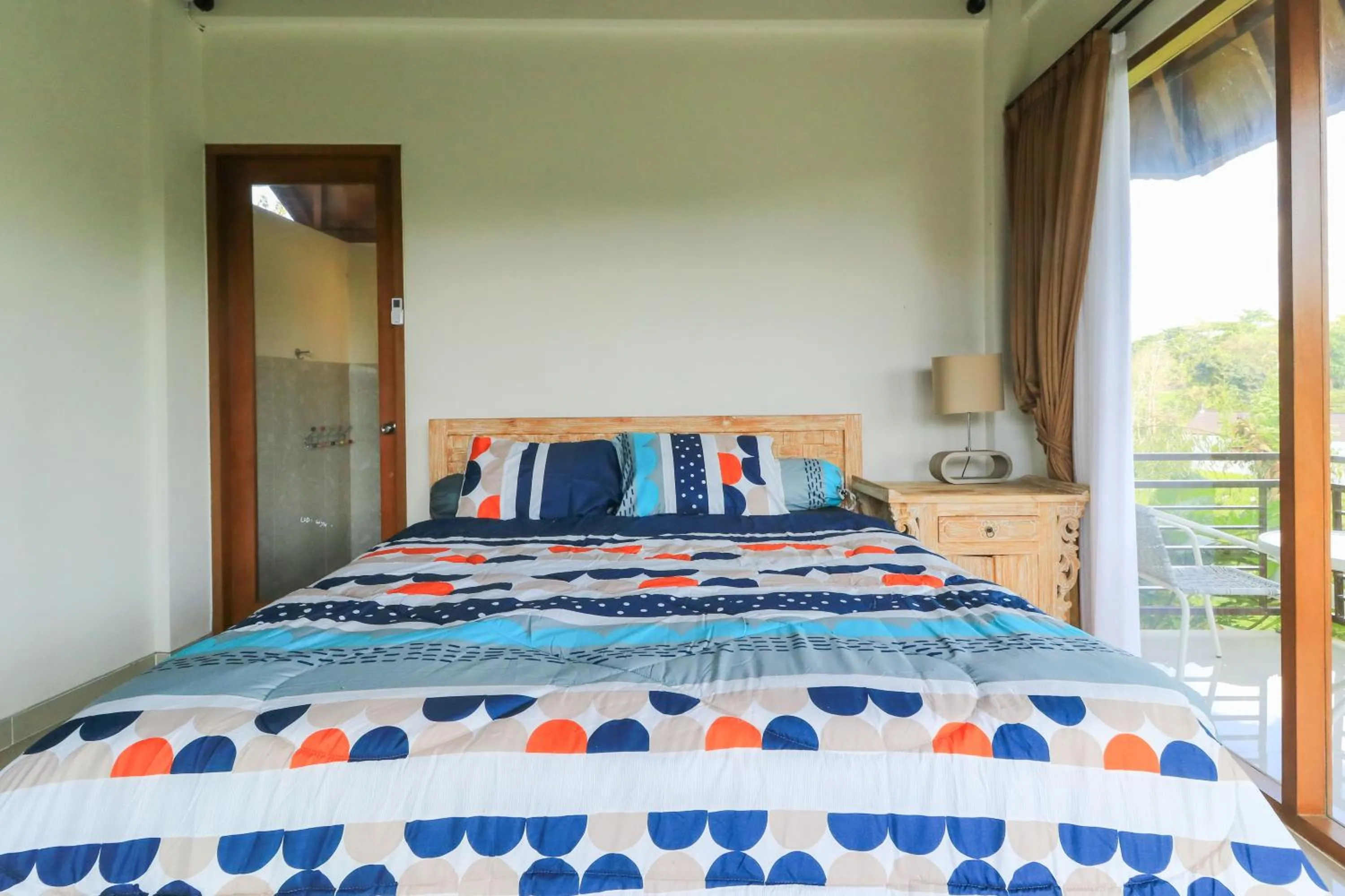 Bed in Sunari Guest House