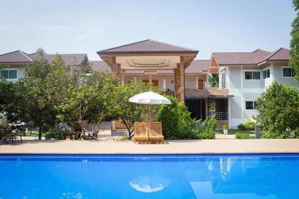 Property building in Baan Suan Khun Yaiy Property building in Baan Suan Khun Yaiy