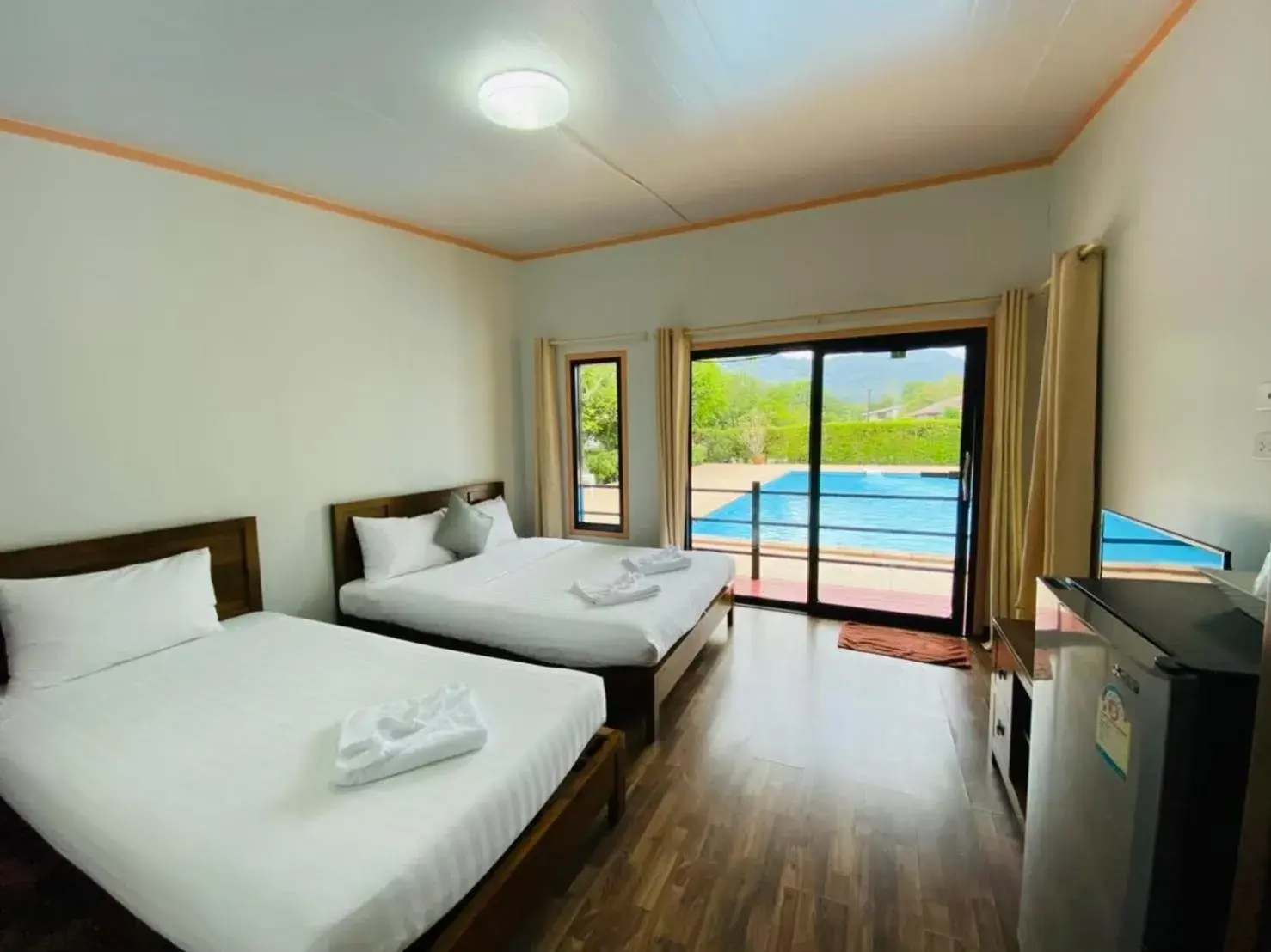 Family Pool View in Baan Suan Khun Yaiy Family Pool View in Baan Suan Khun Yaiy