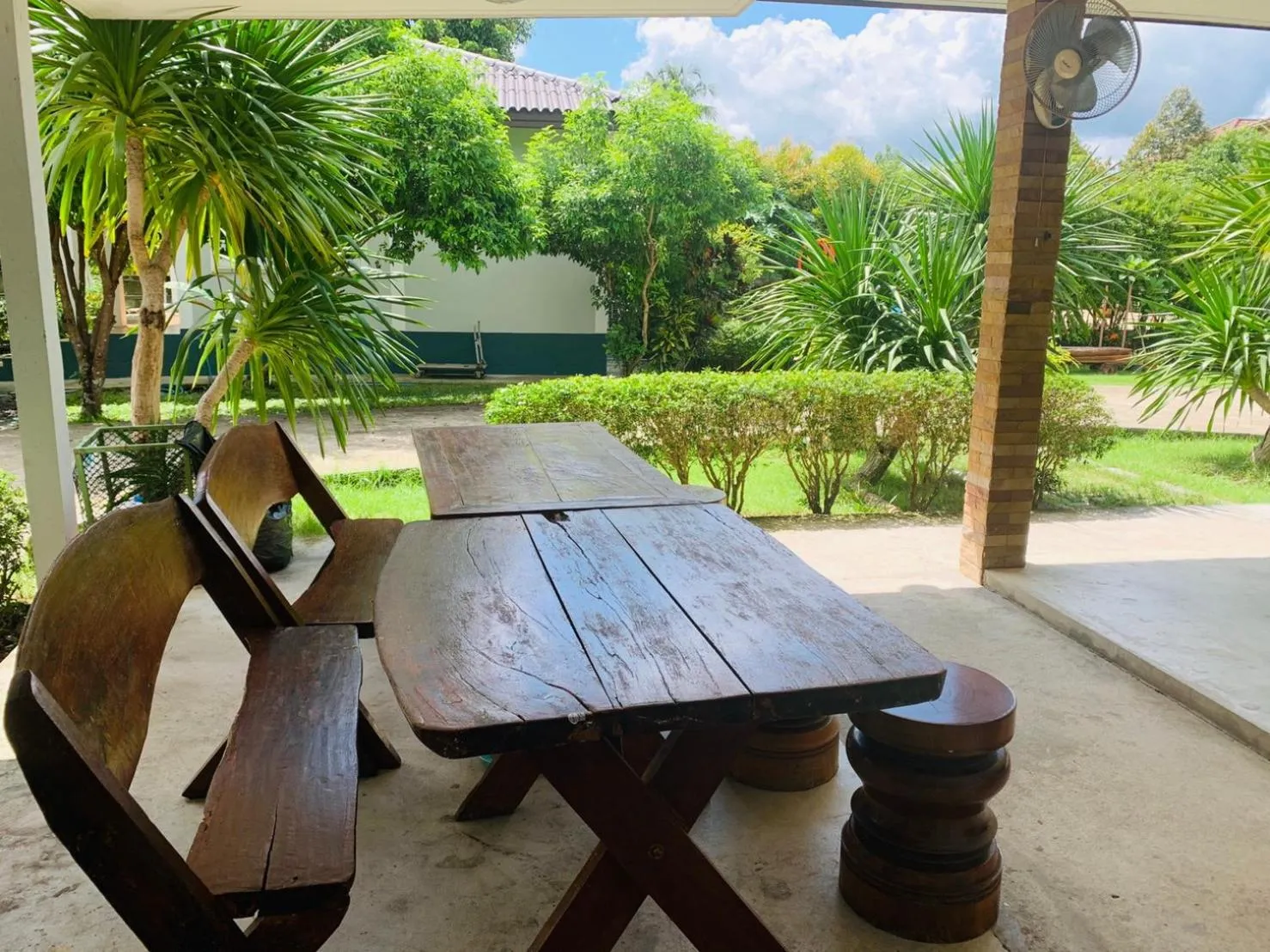 Dining area in Baan Suan Khun Yaiy