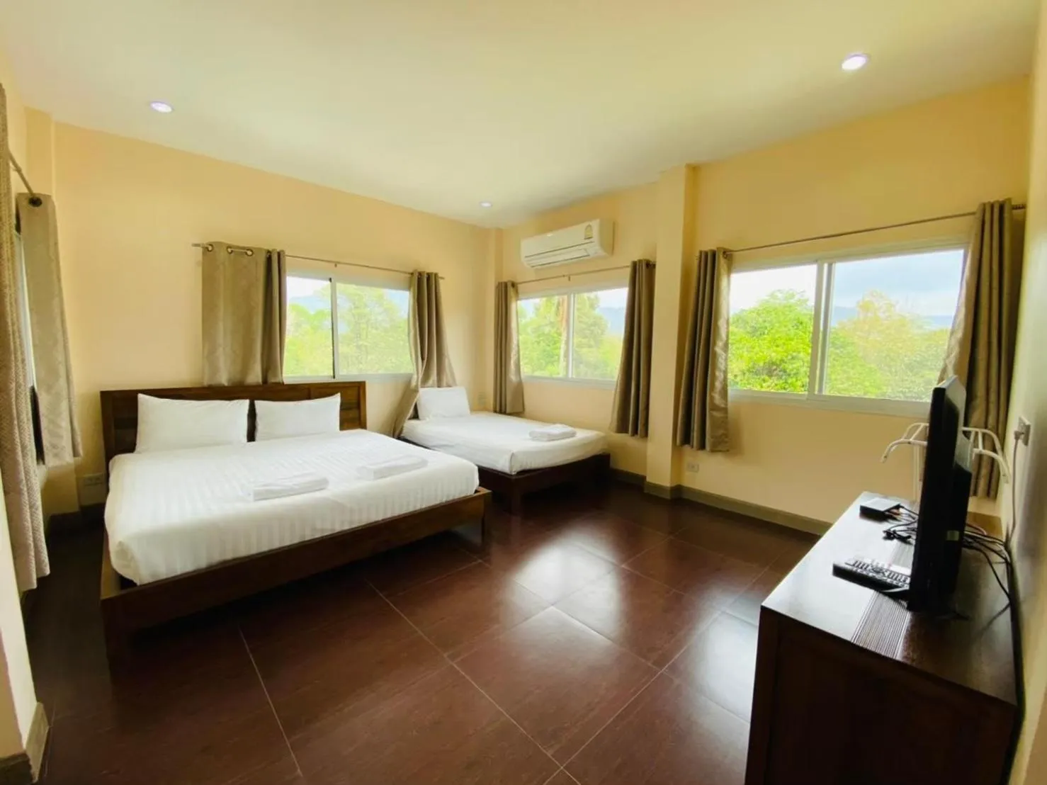 Bed in Baan Suan Khun Yaiy