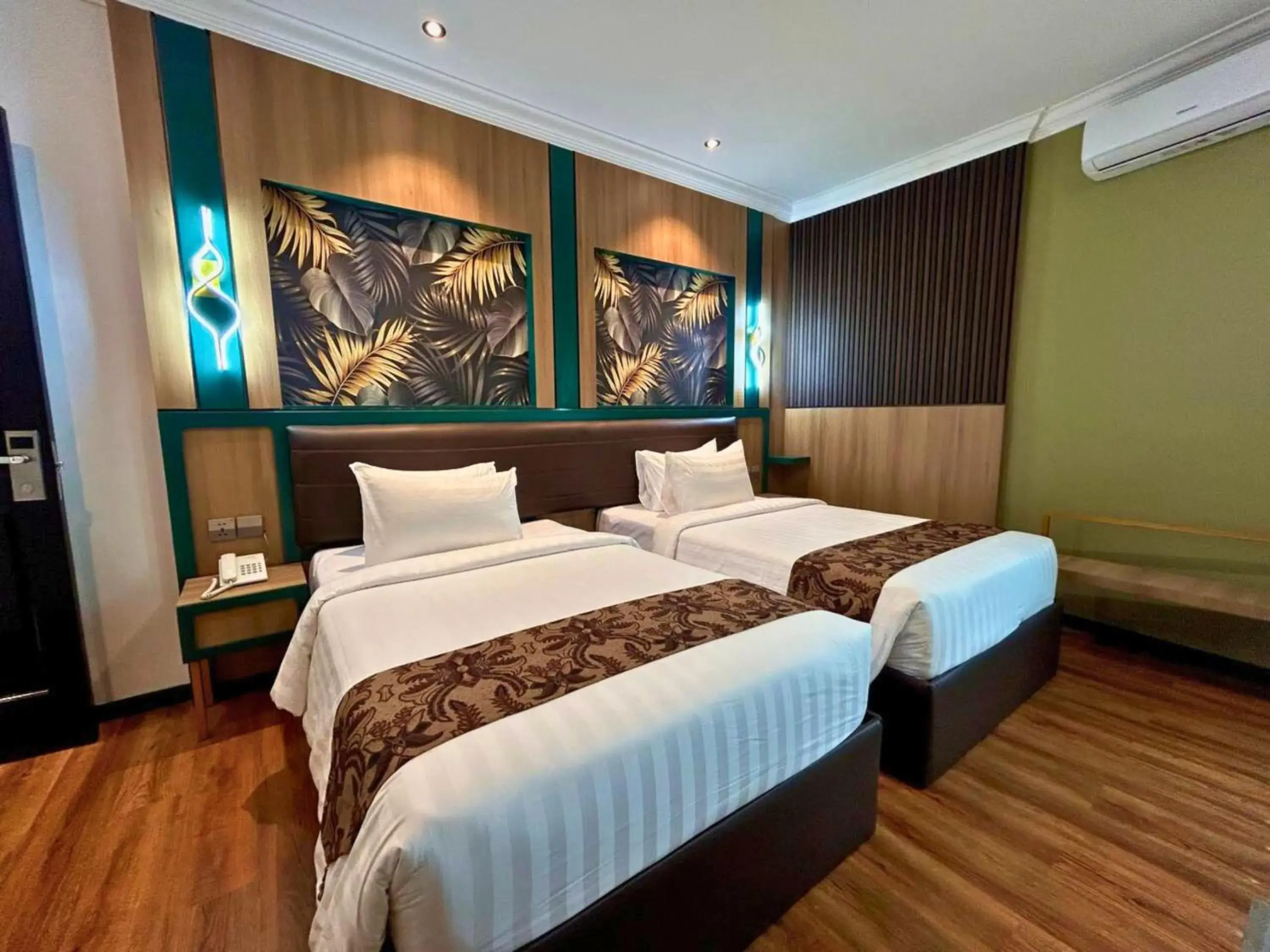 Superior Twin Room - single occupancy in Bona Ventura Hotel & Skybar Superior Twin Room - single occupancy in Bona Ventura Hotel & Skybar