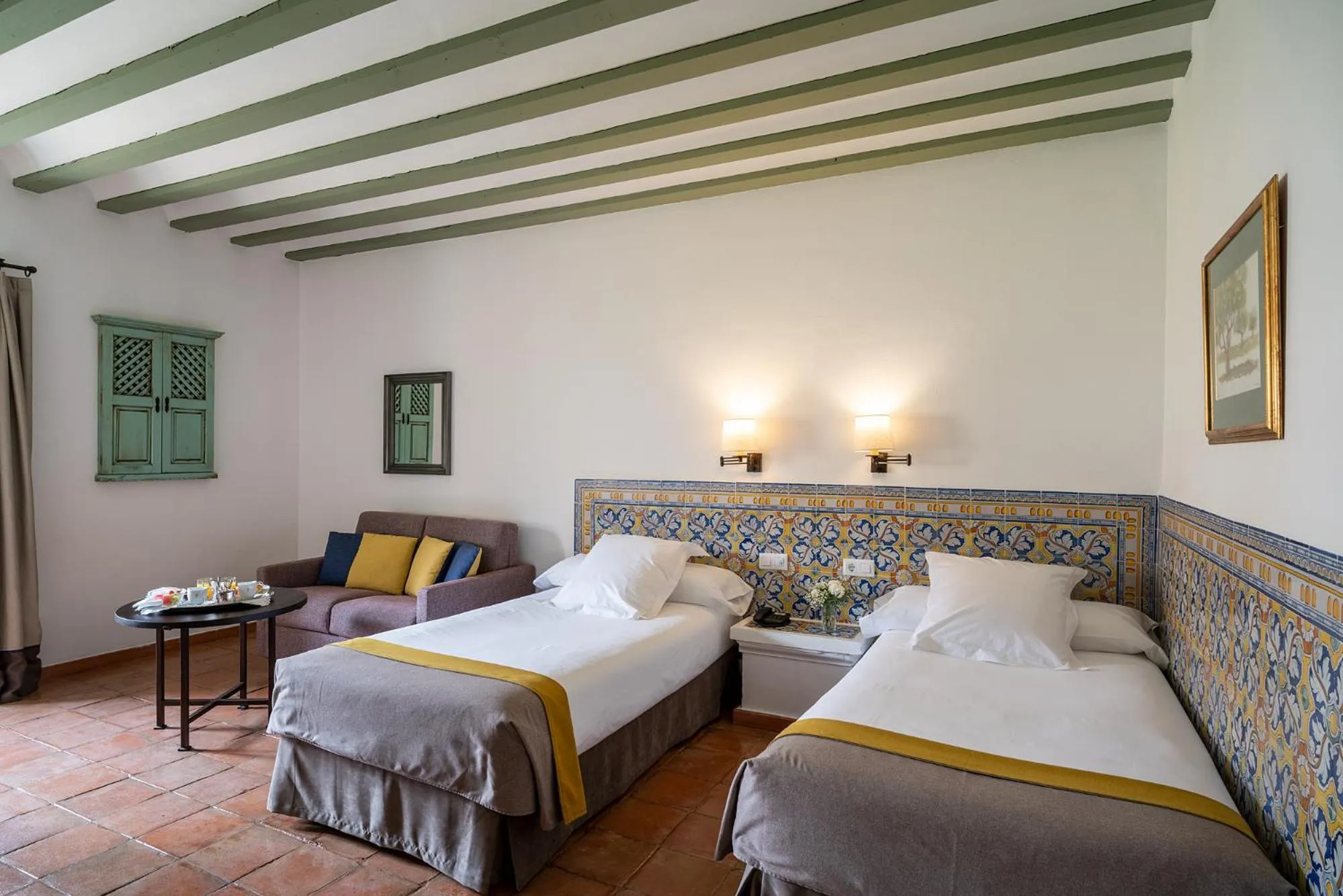 Photo of the whole room, Bed in Parador de Almagro
