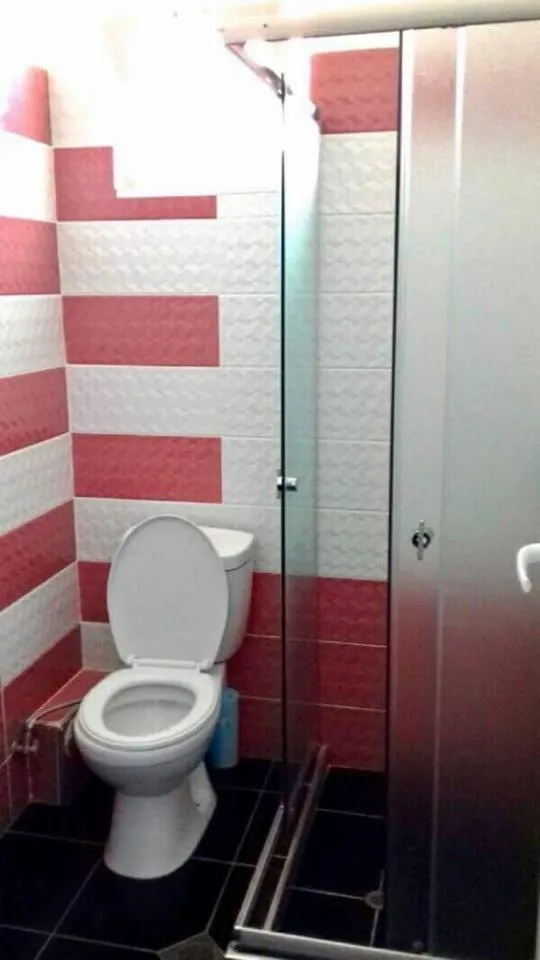 Kalemi's Beachside Hotel