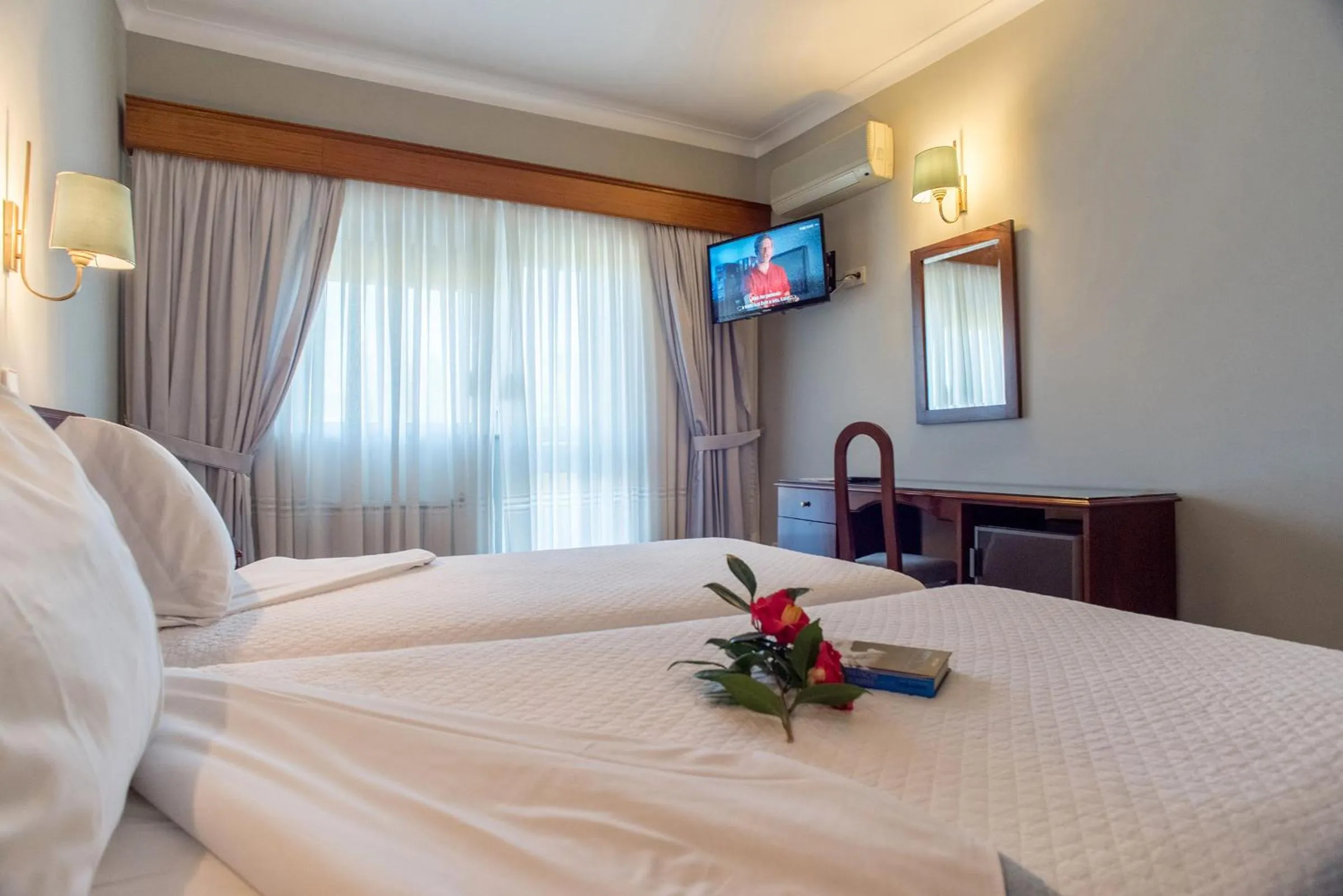 Bedroom, Bed in Hotel Boavista II