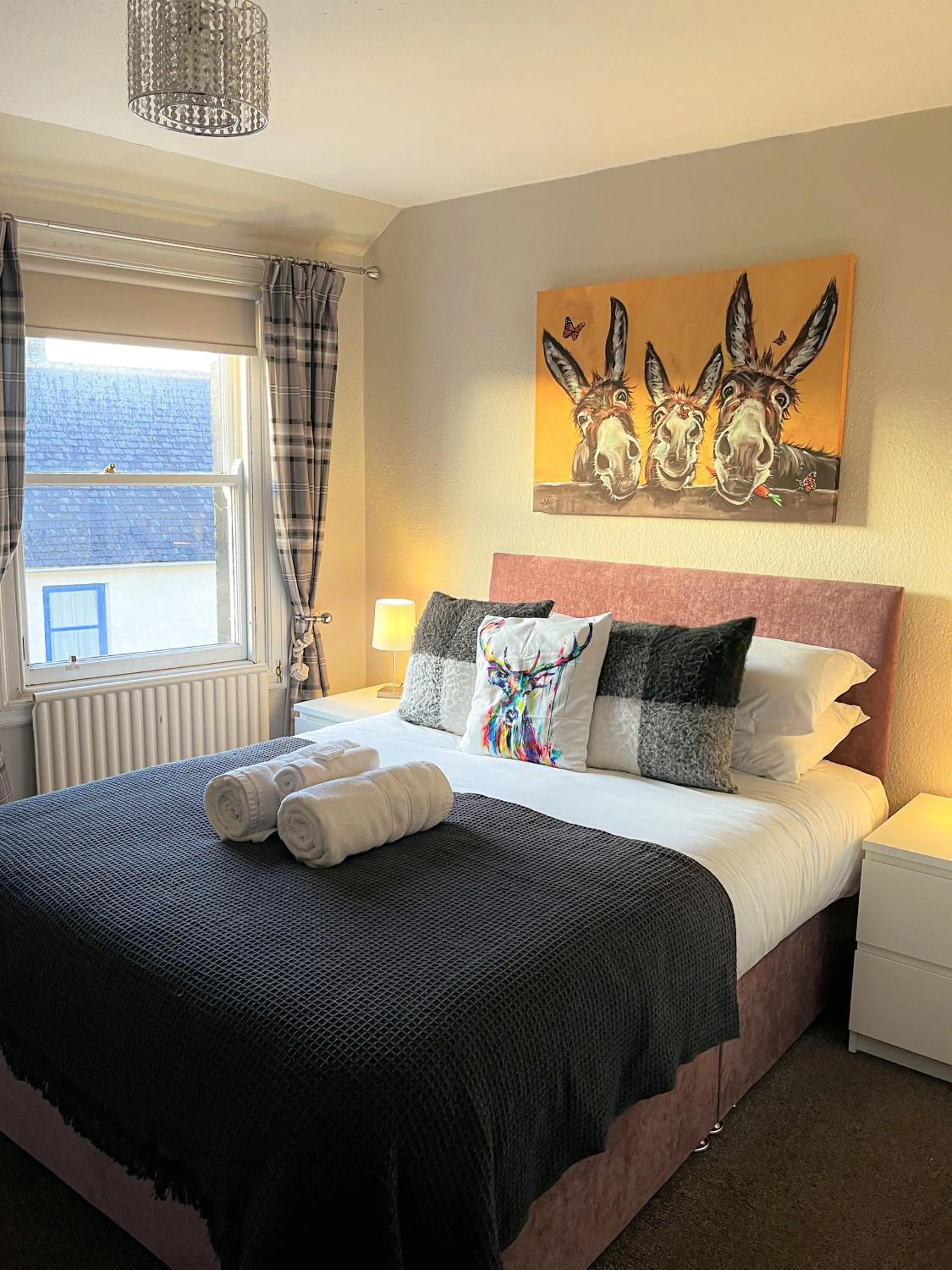 Bed in Crown and Anchor Inn