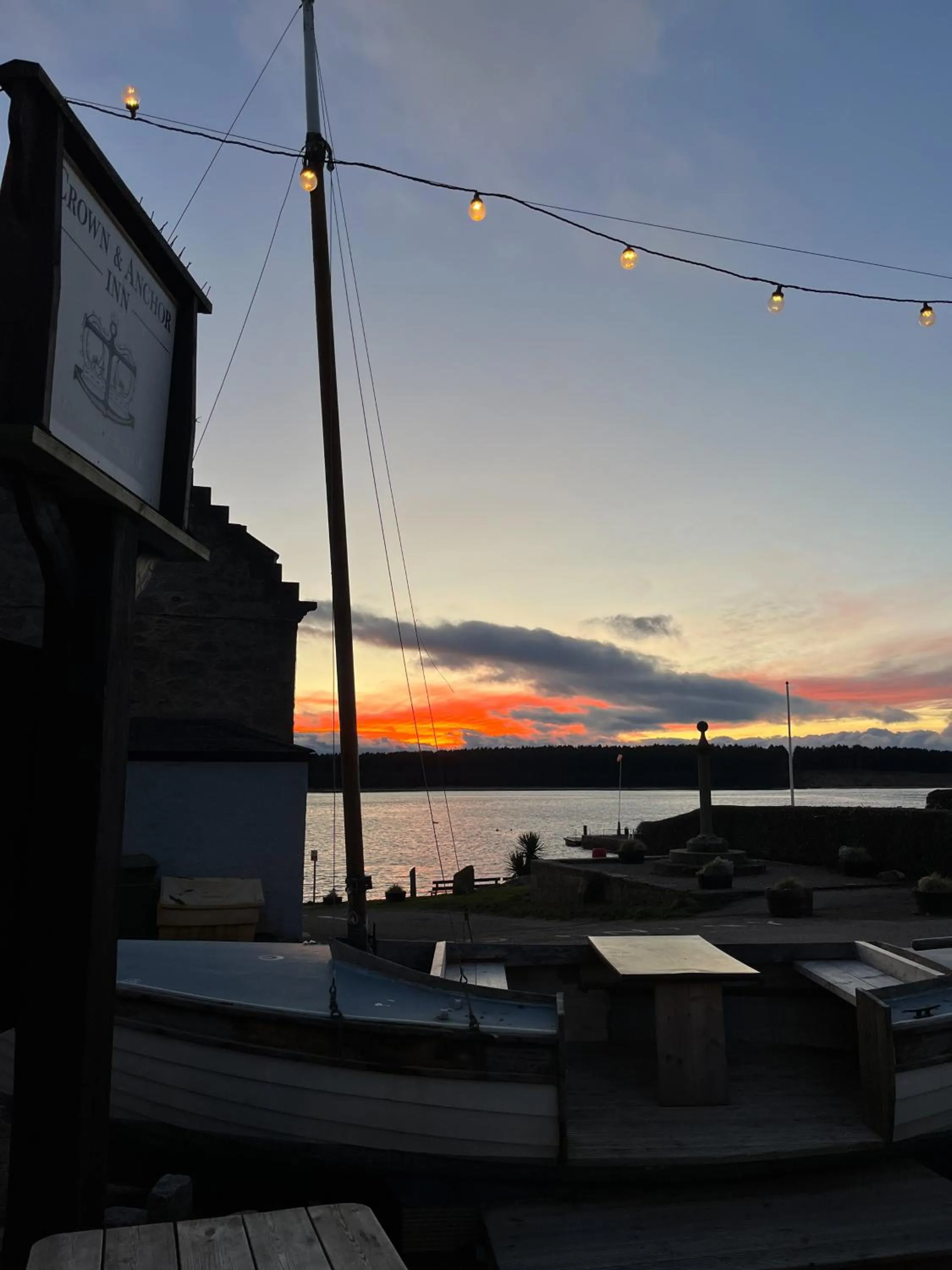 Garden in Crown and Anchor Inn