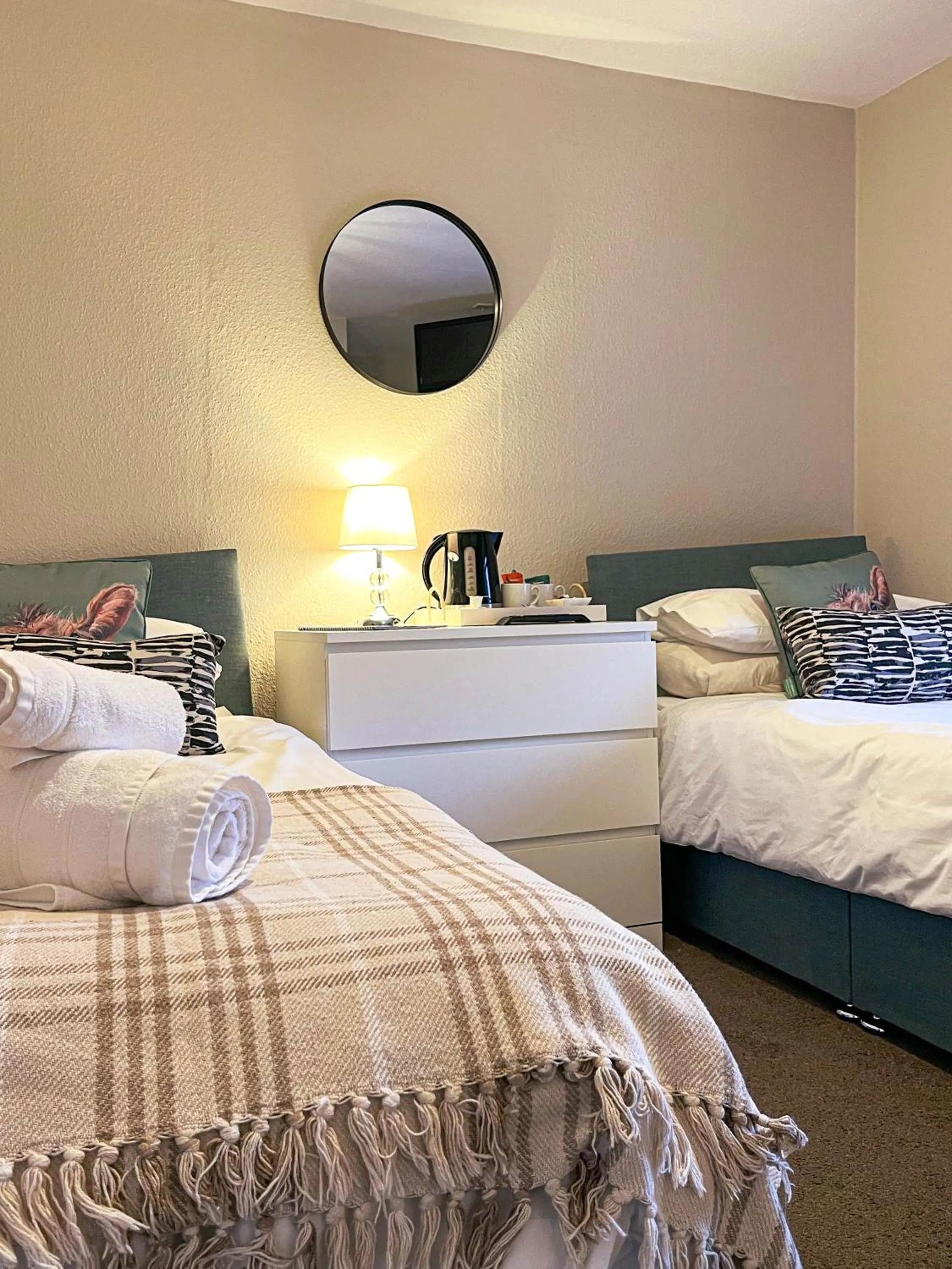 Bed in Crown and Anchor Inn