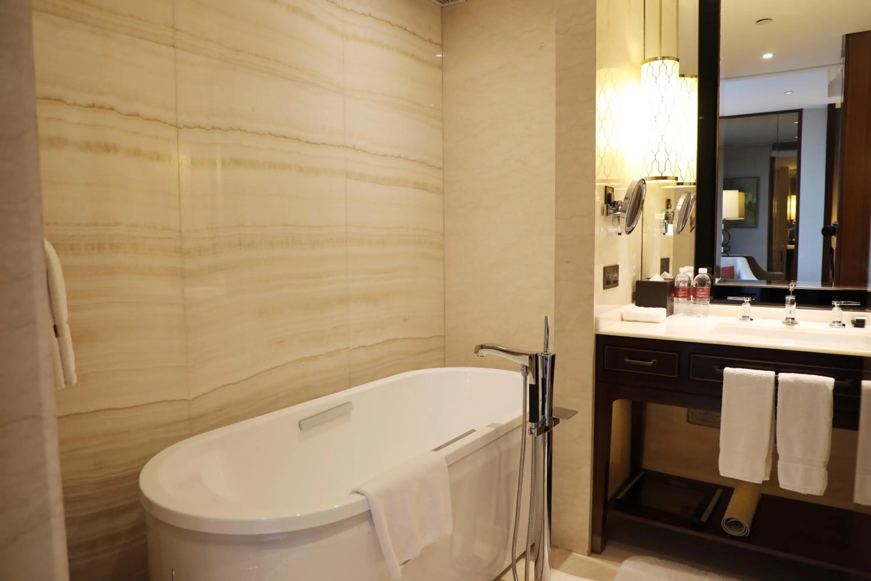 Bath in Sheraton Shanghai Jiading Hotel