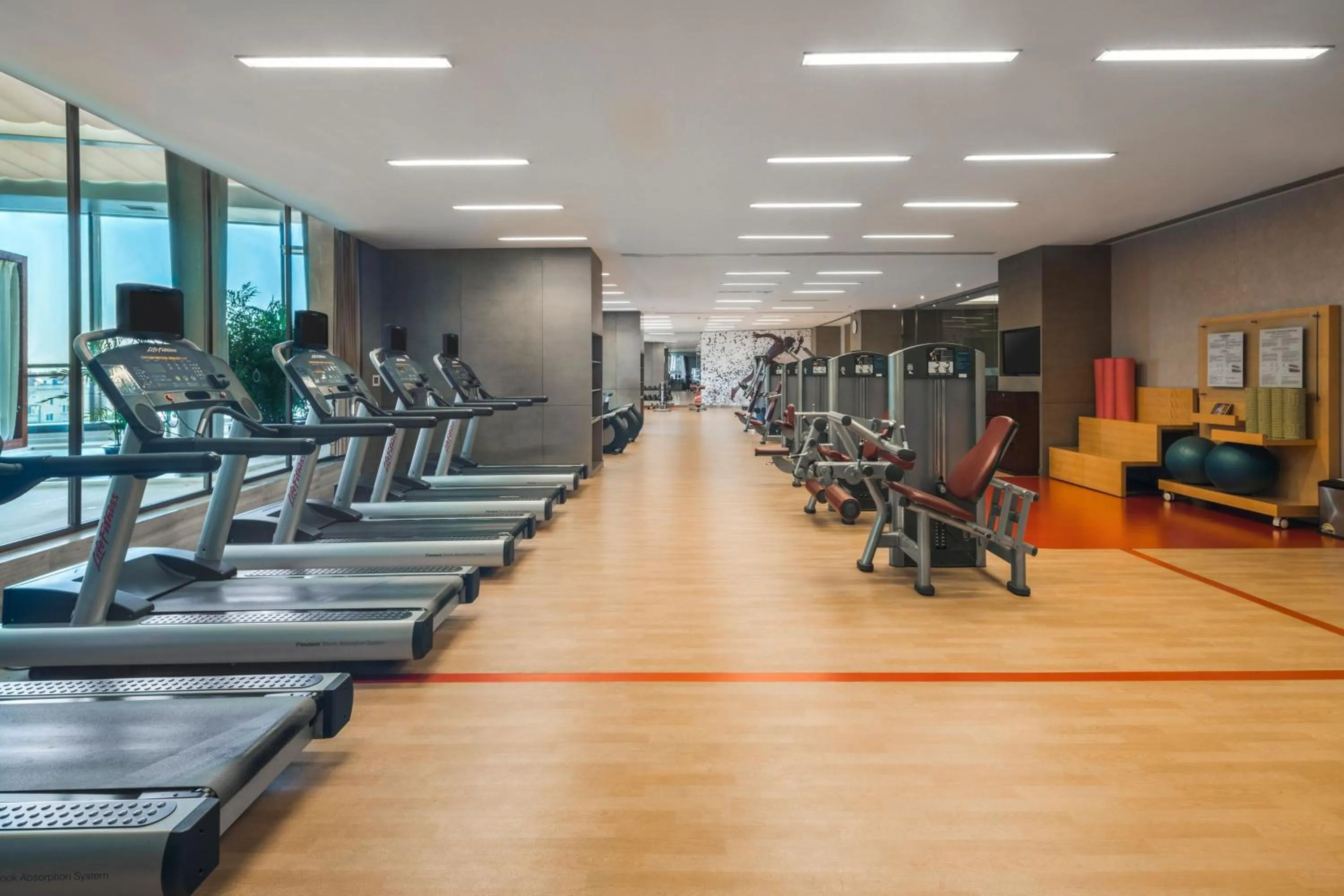 Fitness centre/facilities in Sheraton Shanghai Jiading Hotel