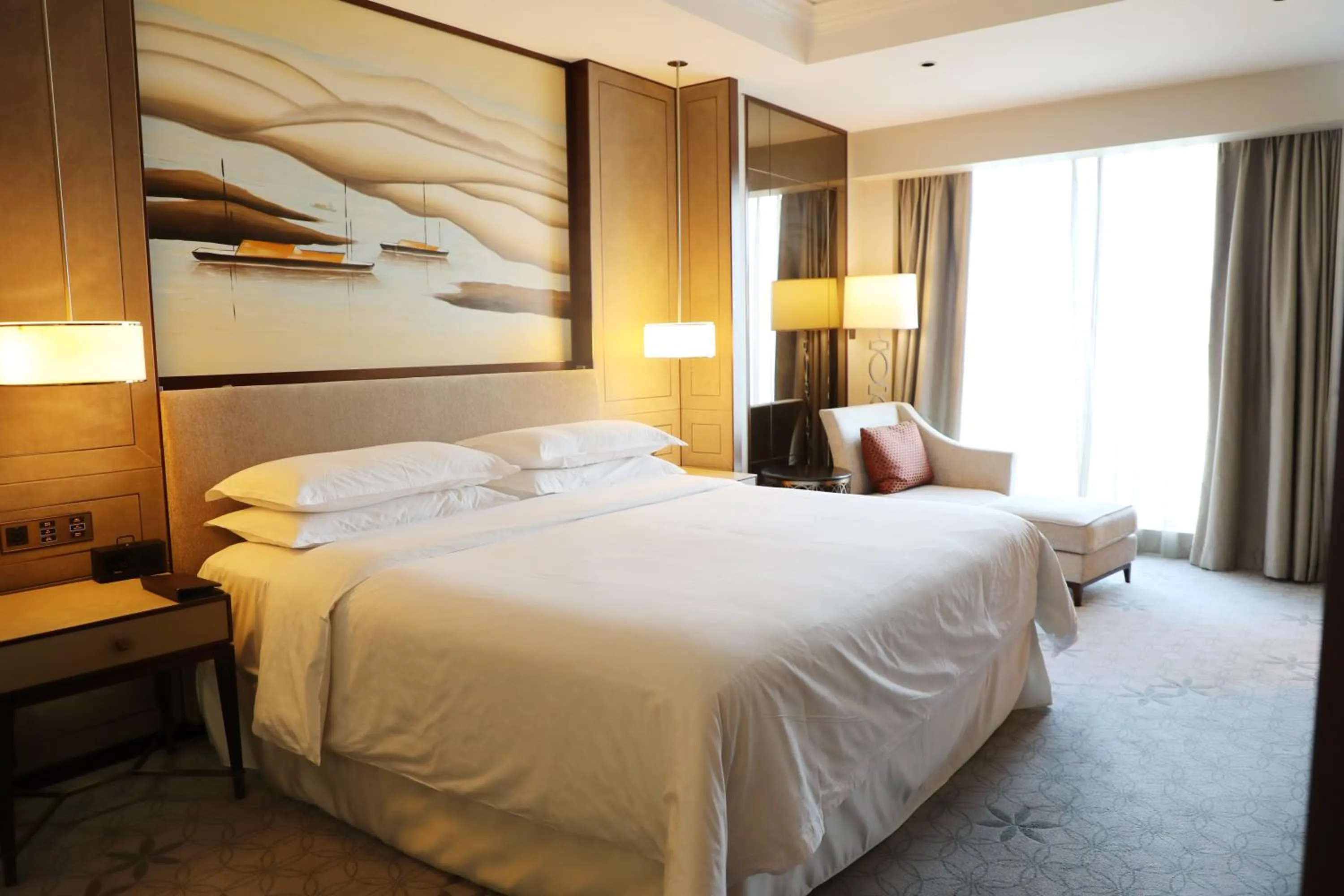 Bed in Sheraton Shanghai Jiading Hotel
