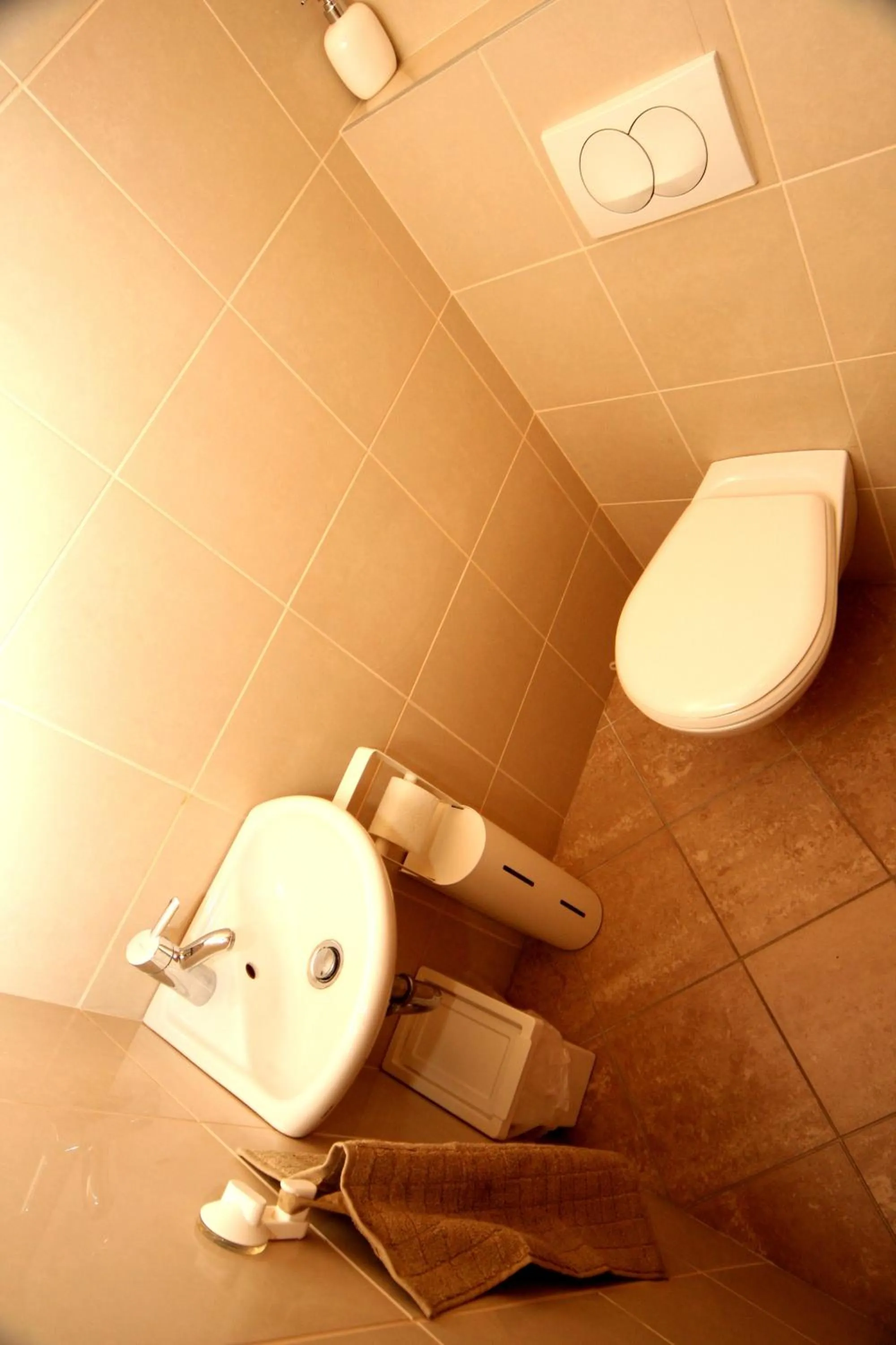 Bathroom in Gozsdu Apartment