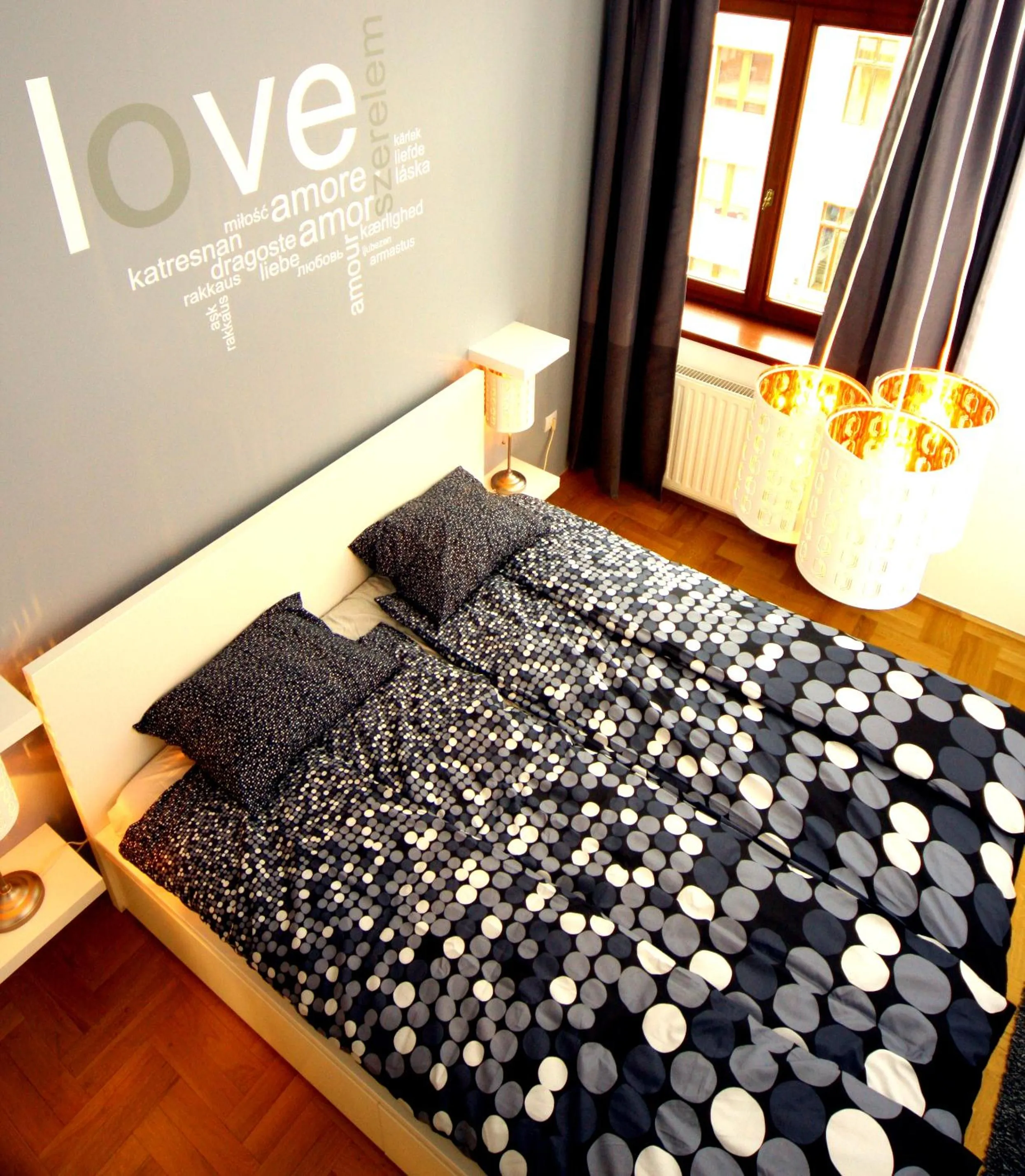 Bedroom, Bed in Gozsdu Apartment