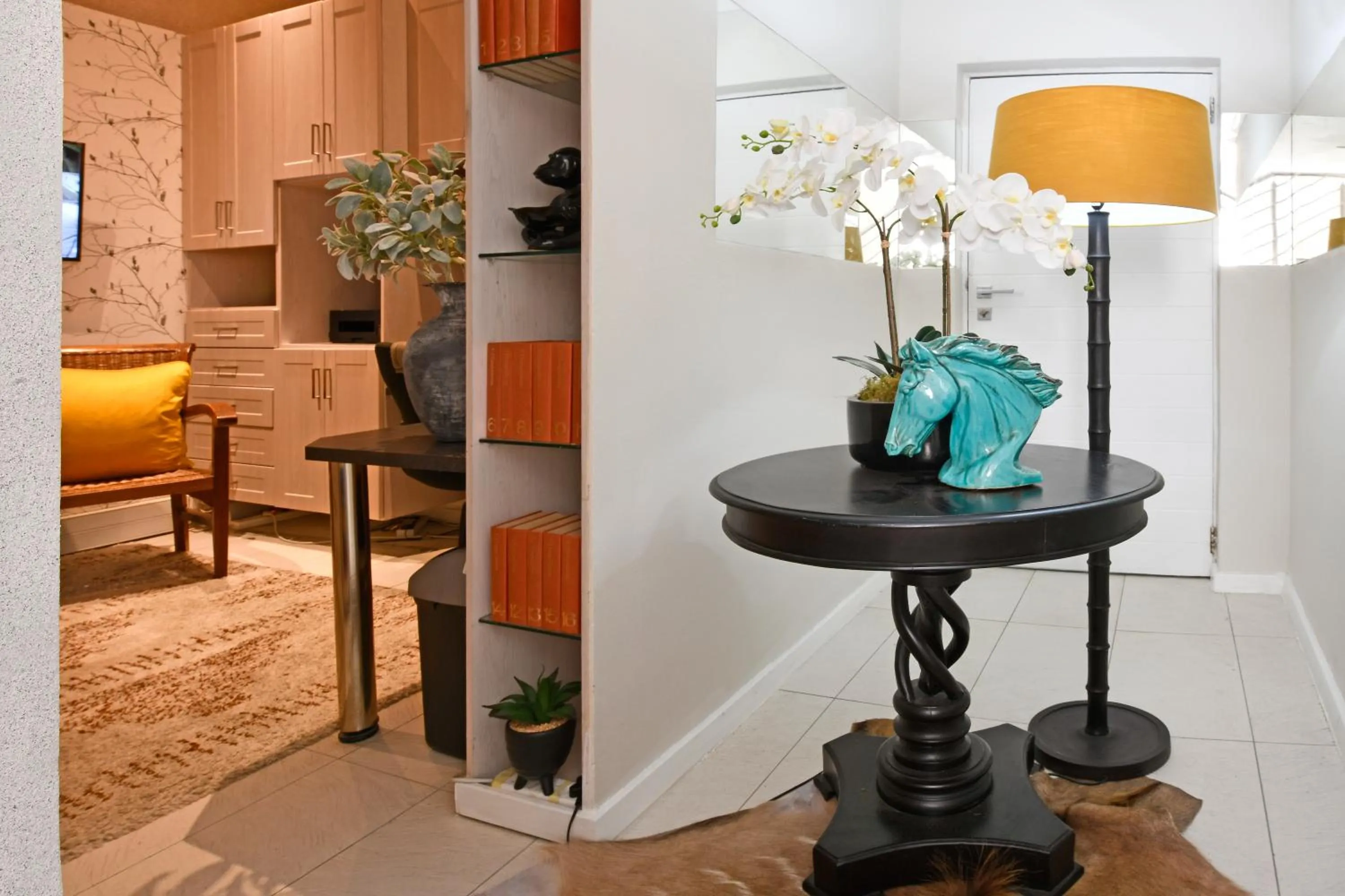 Facade/entrance in Le Petit Bijou Aparthotel