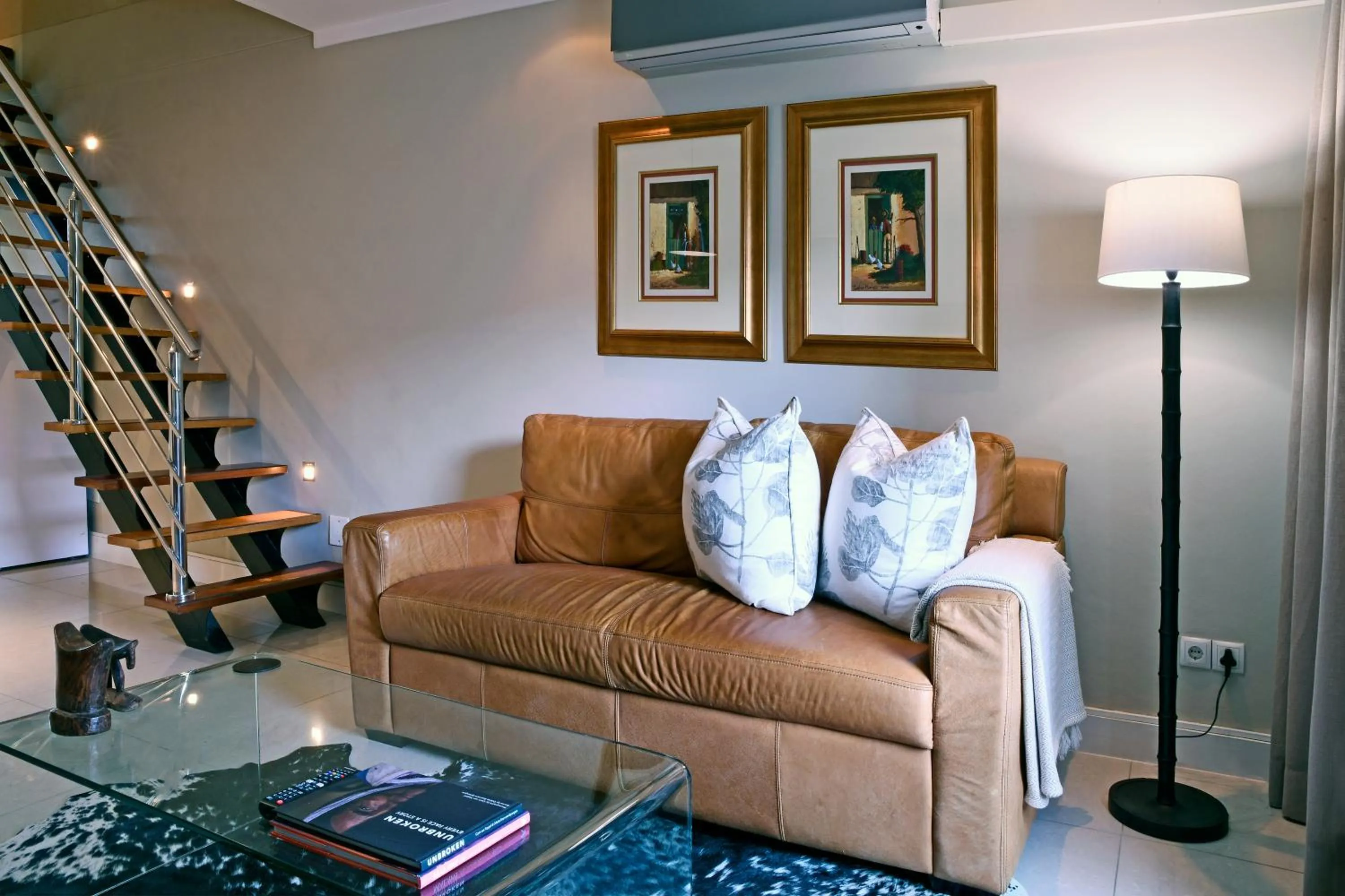 Seating area in Le Petit Bijou Aparthotel