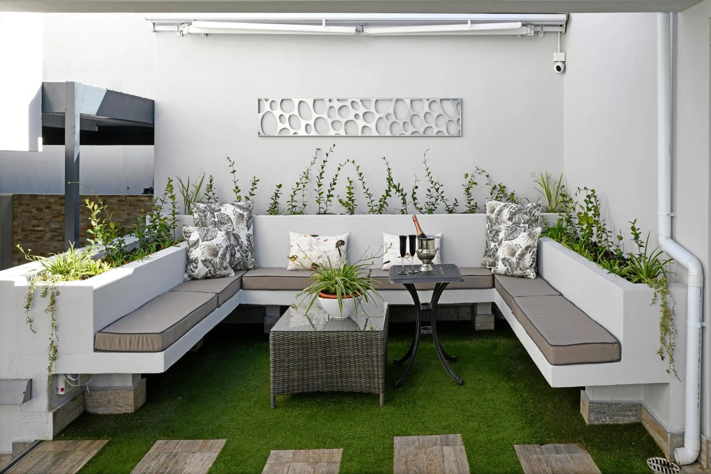 Balcony/Terrace in Le Petit Bijou Aparthotel