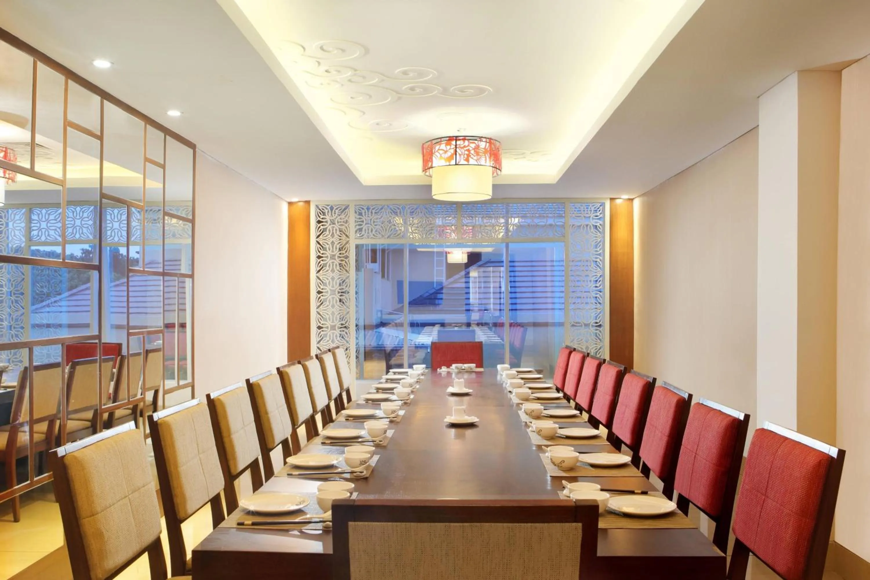 Restaurant/places to eat in Four Points by Sheraton Makassar