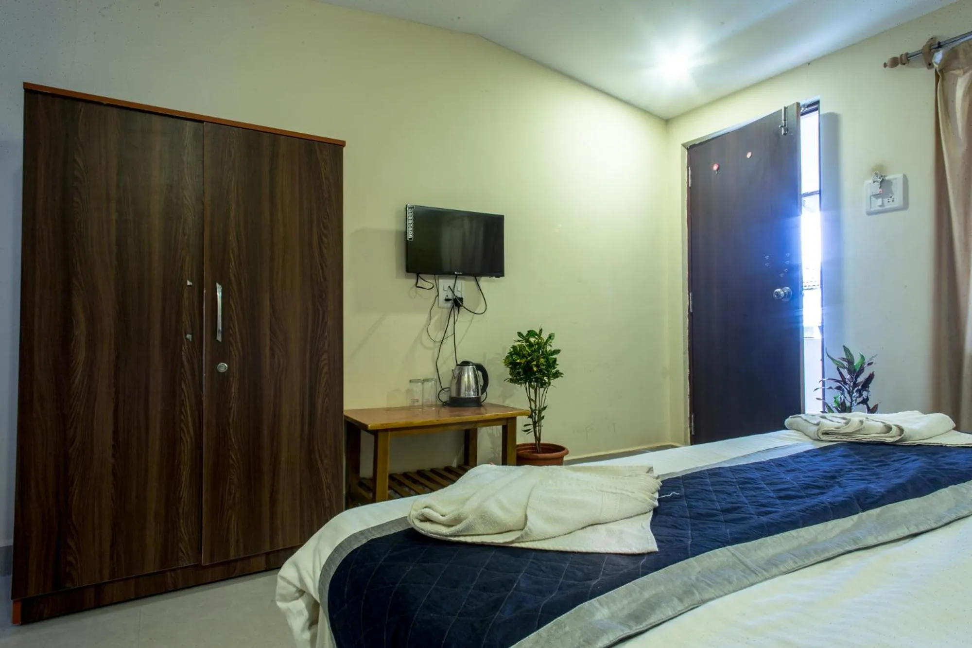 Bed in Kartik Resort