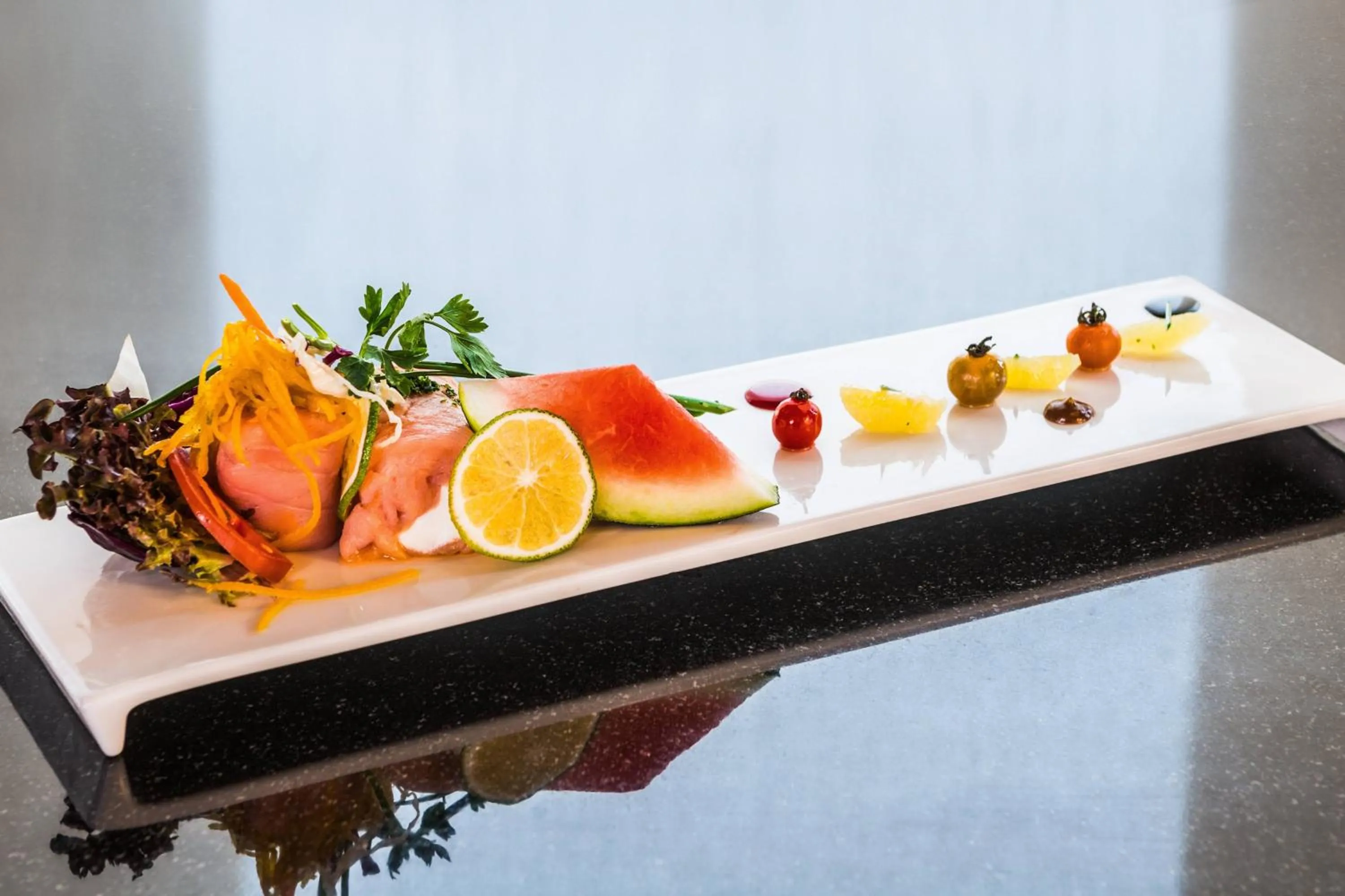 Restaurant/places to eat in Le Meridien Paro Riverfront