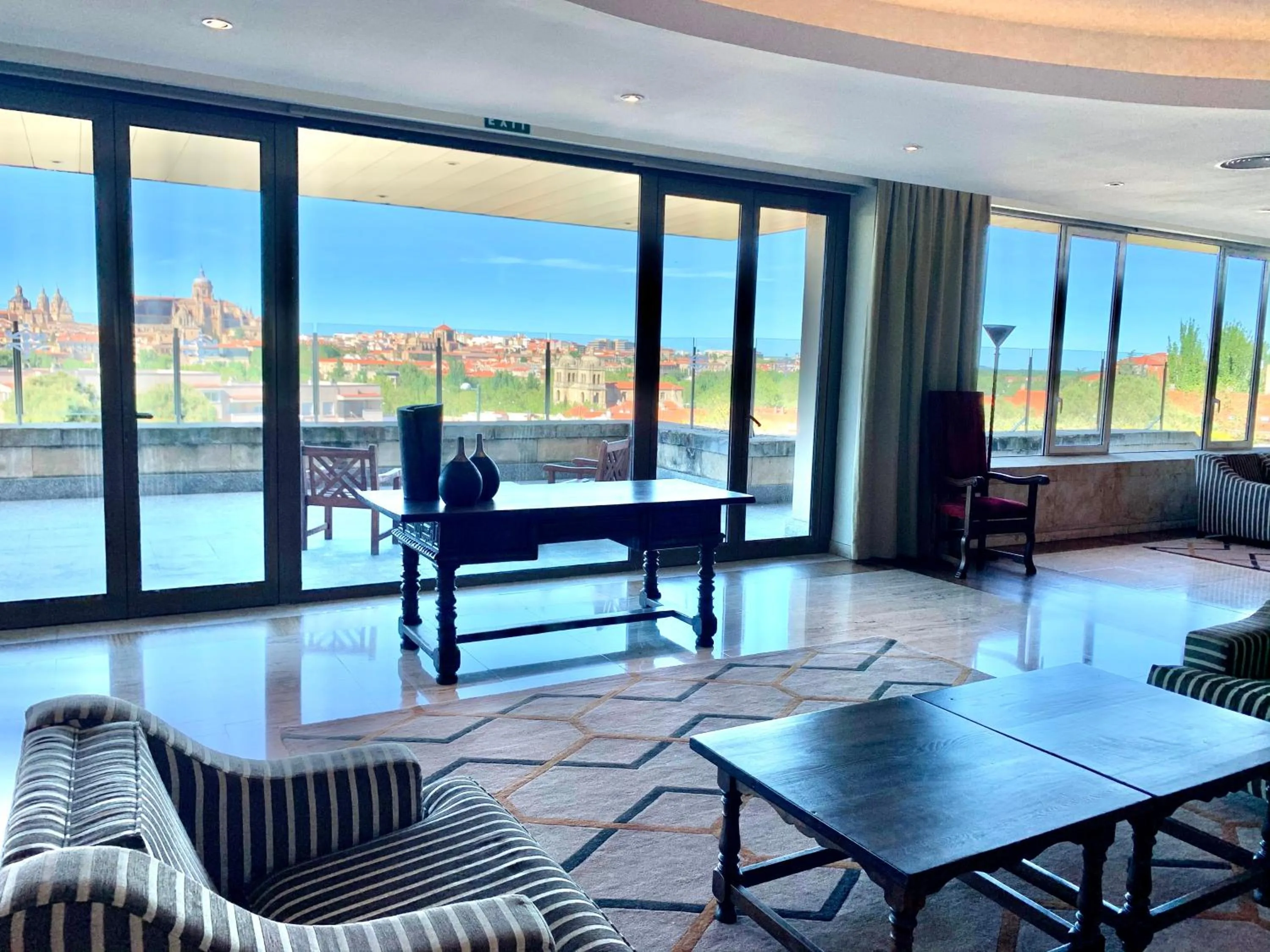 Lobby or reception in Parador de Salamanca