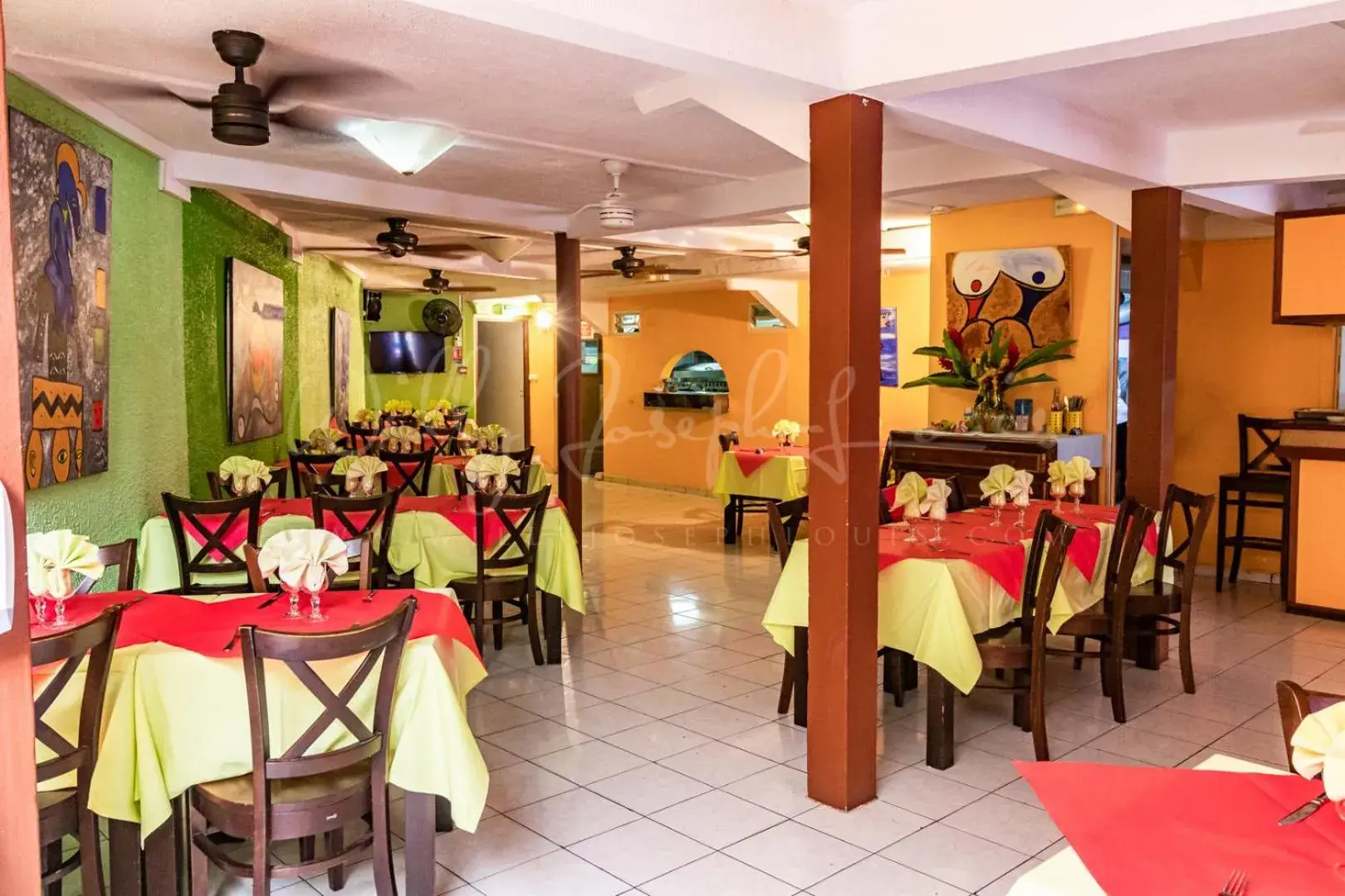 Restaurant/places to eat in Tante Arlette Restaurant/places to eat in Tante Arlette