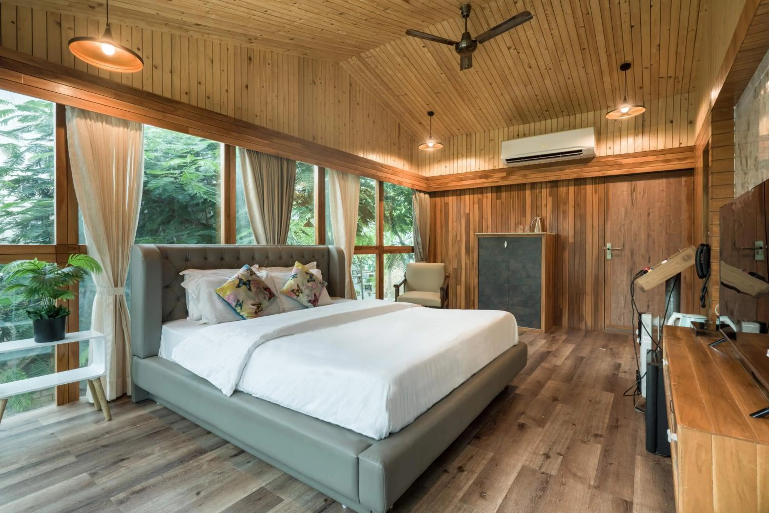 Bed in Visamo Nalsarovar Resort, Ahmedabad