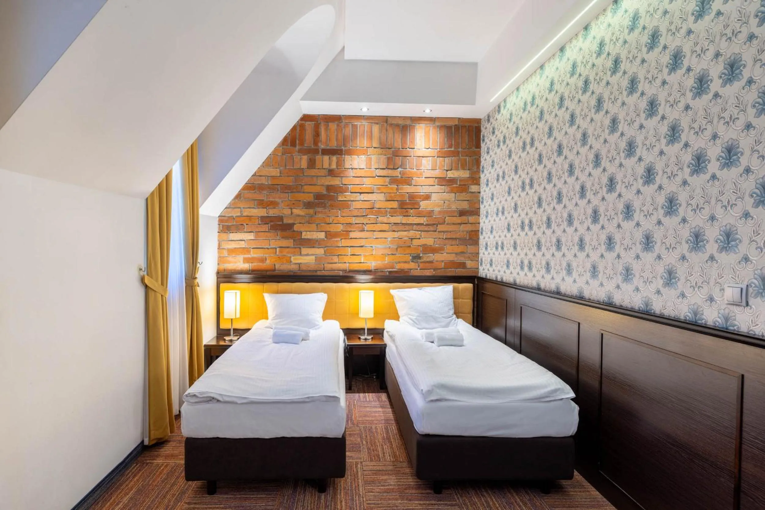 Bed in Palazzo Rosso Old Town