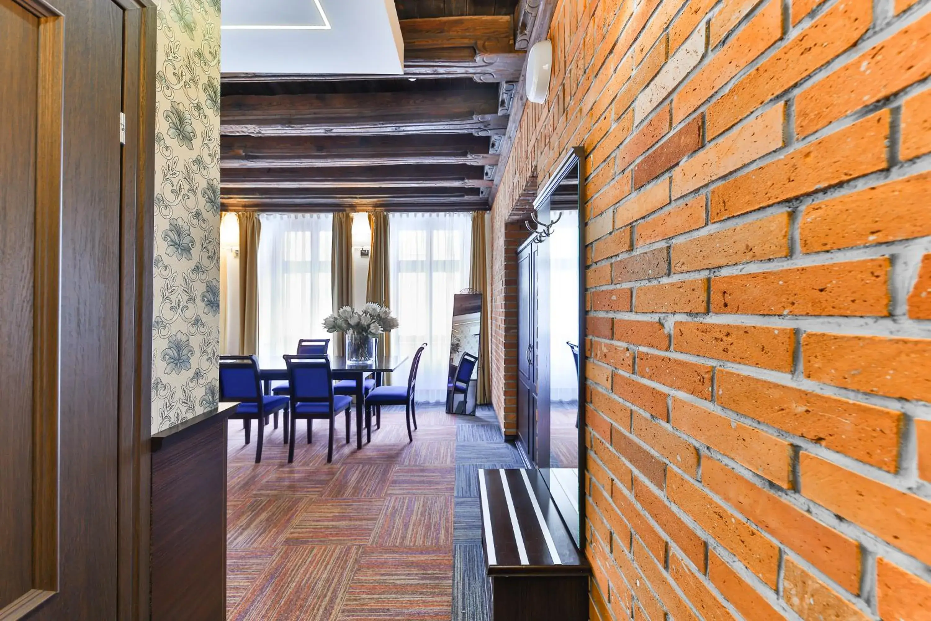 Suite in Palazzo Rosso Old Town Suite in Palazzo Rosso Old Town