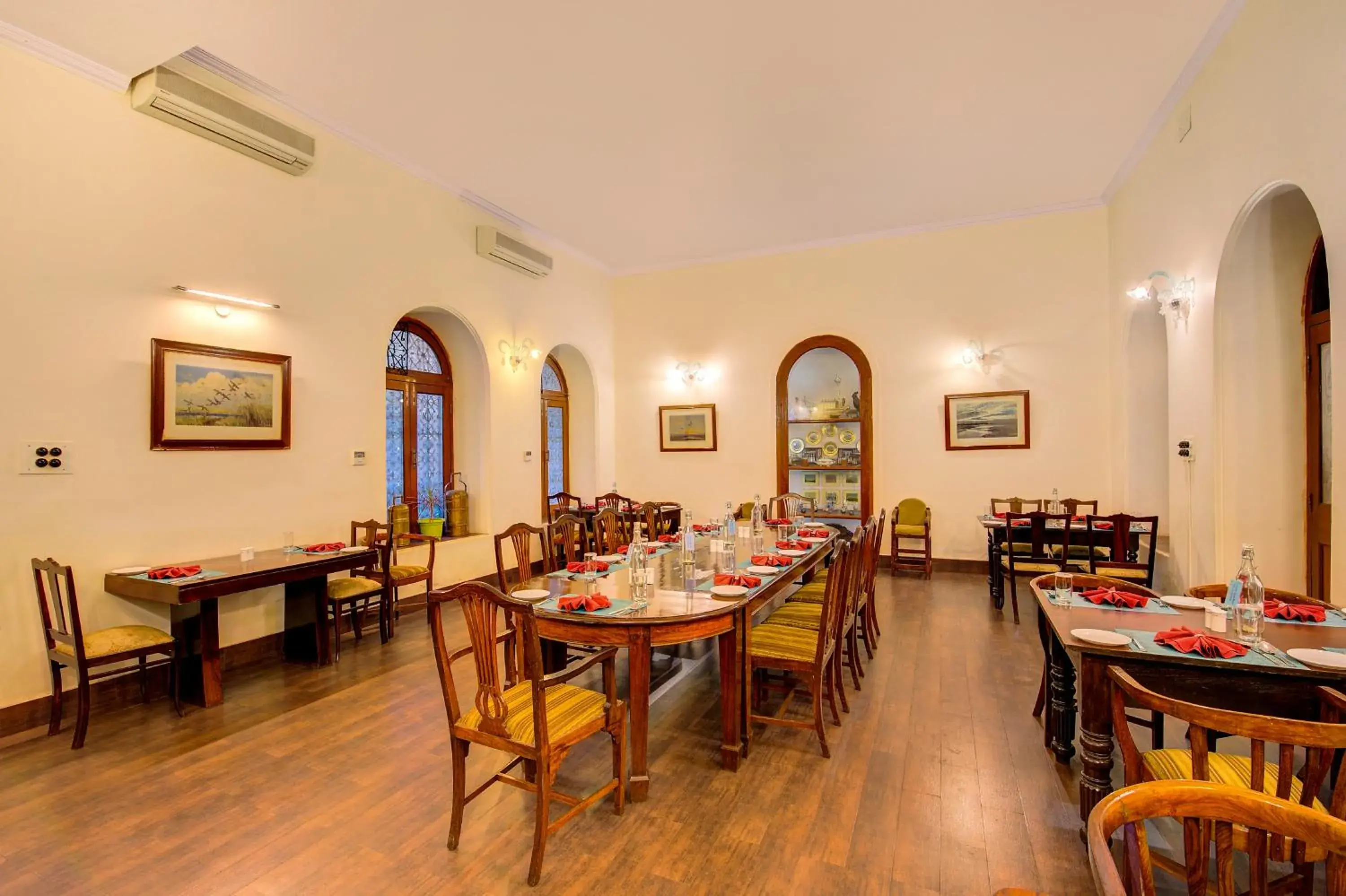Restaurant/places to eat in WelcomHeritage Shivavilas Palace, HAMPI Restaurant/places to eat in WelcomHeritage Shivavilas Palace, HAMPI