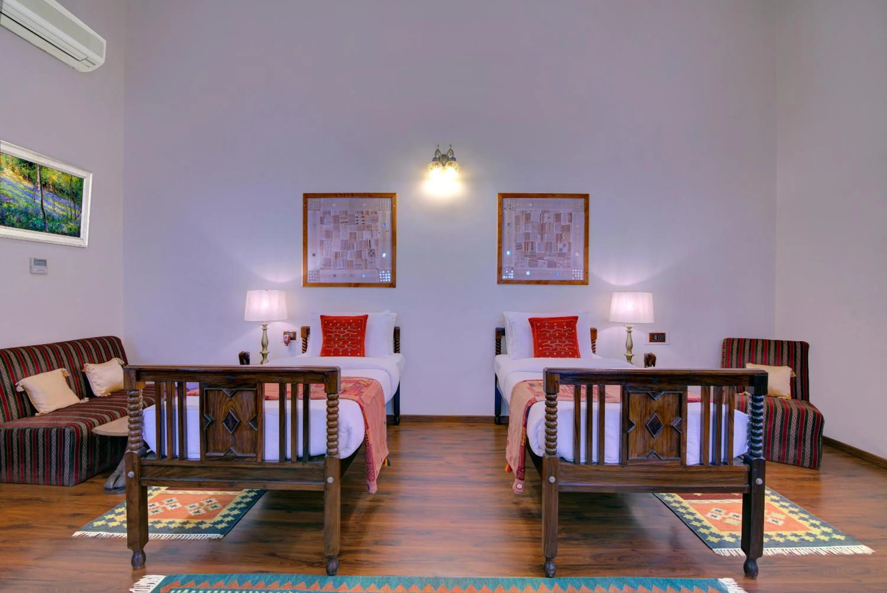 WelcomHeritage Shivavilas Palace, HAMPI