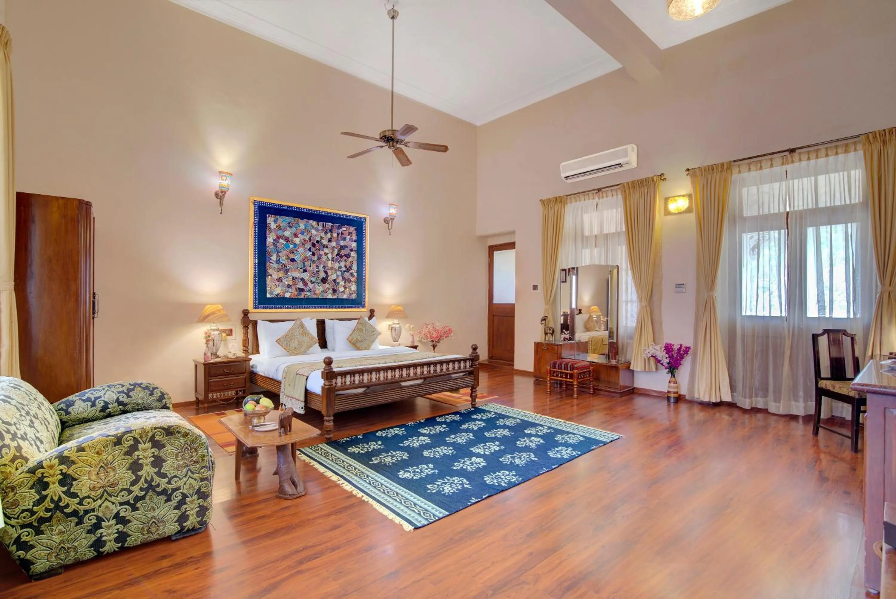 WelcomHeritage Shivavilas Palace, HAMPI