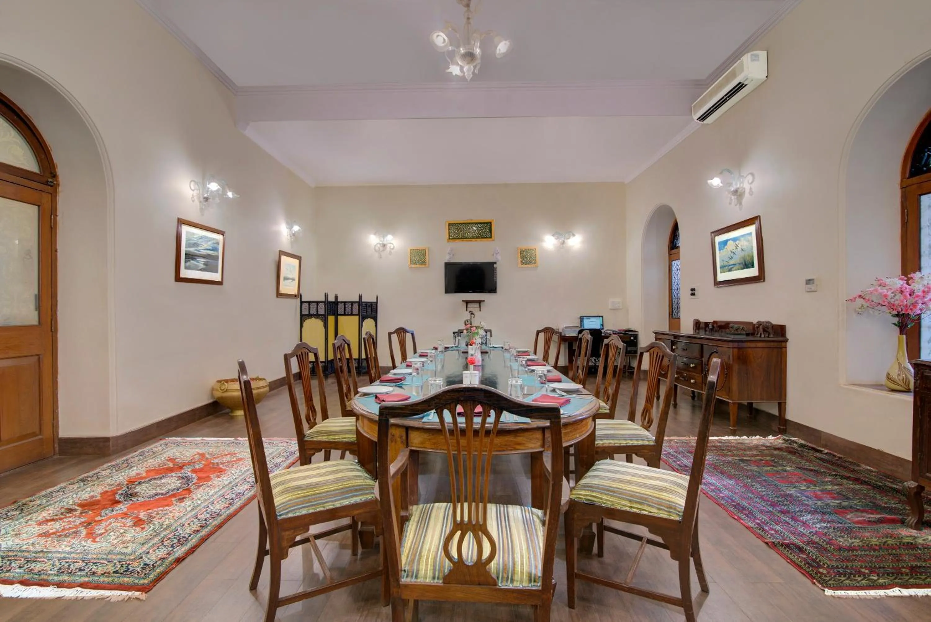 WelcomHeritage Shivavilas Palace, HAMPI